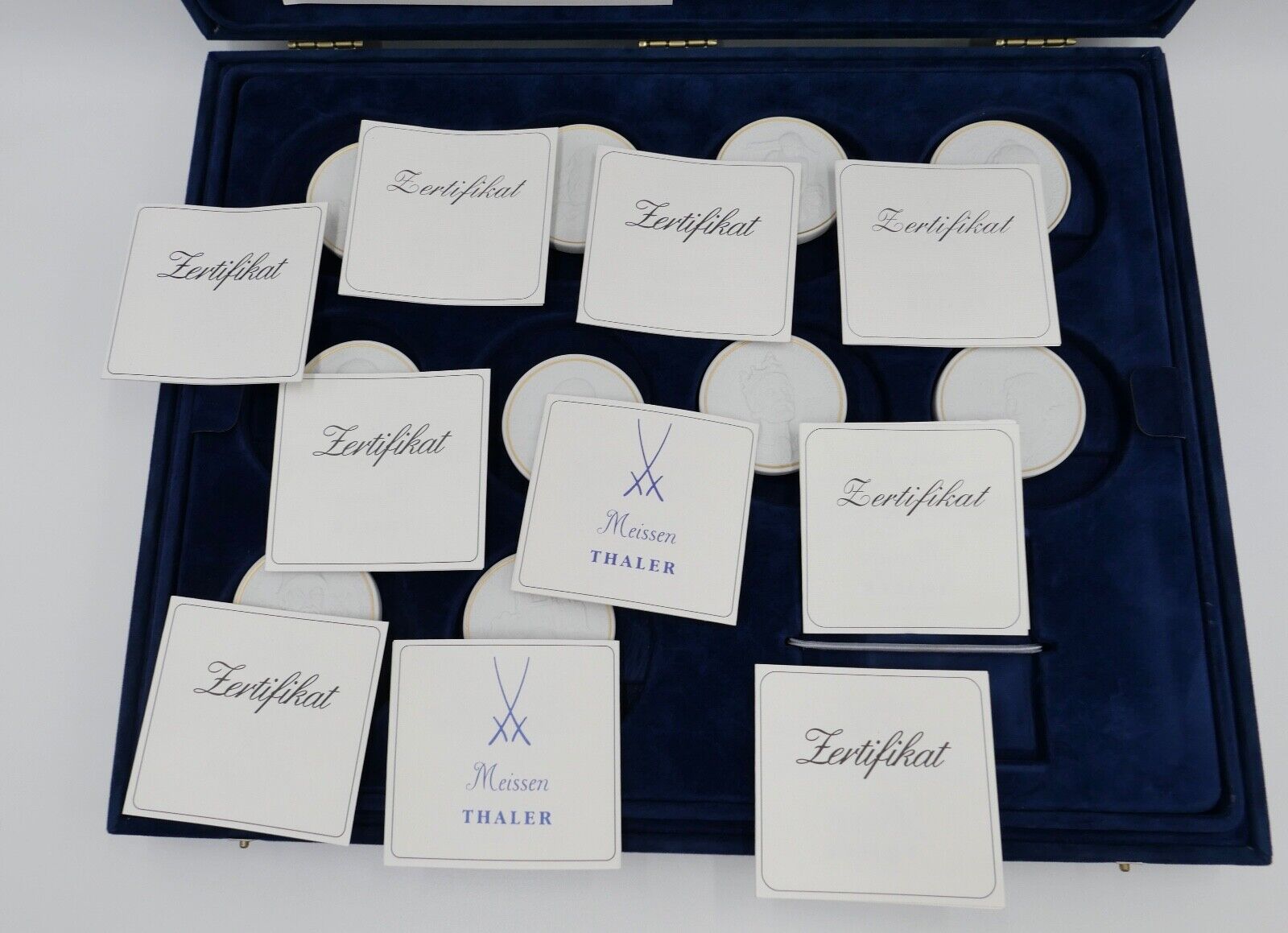 MEISSEN Sammelbox Städte Thaler & berühmte Persönlichkeiten Sammlung Medaillen - Antikhandel-Stuttgart