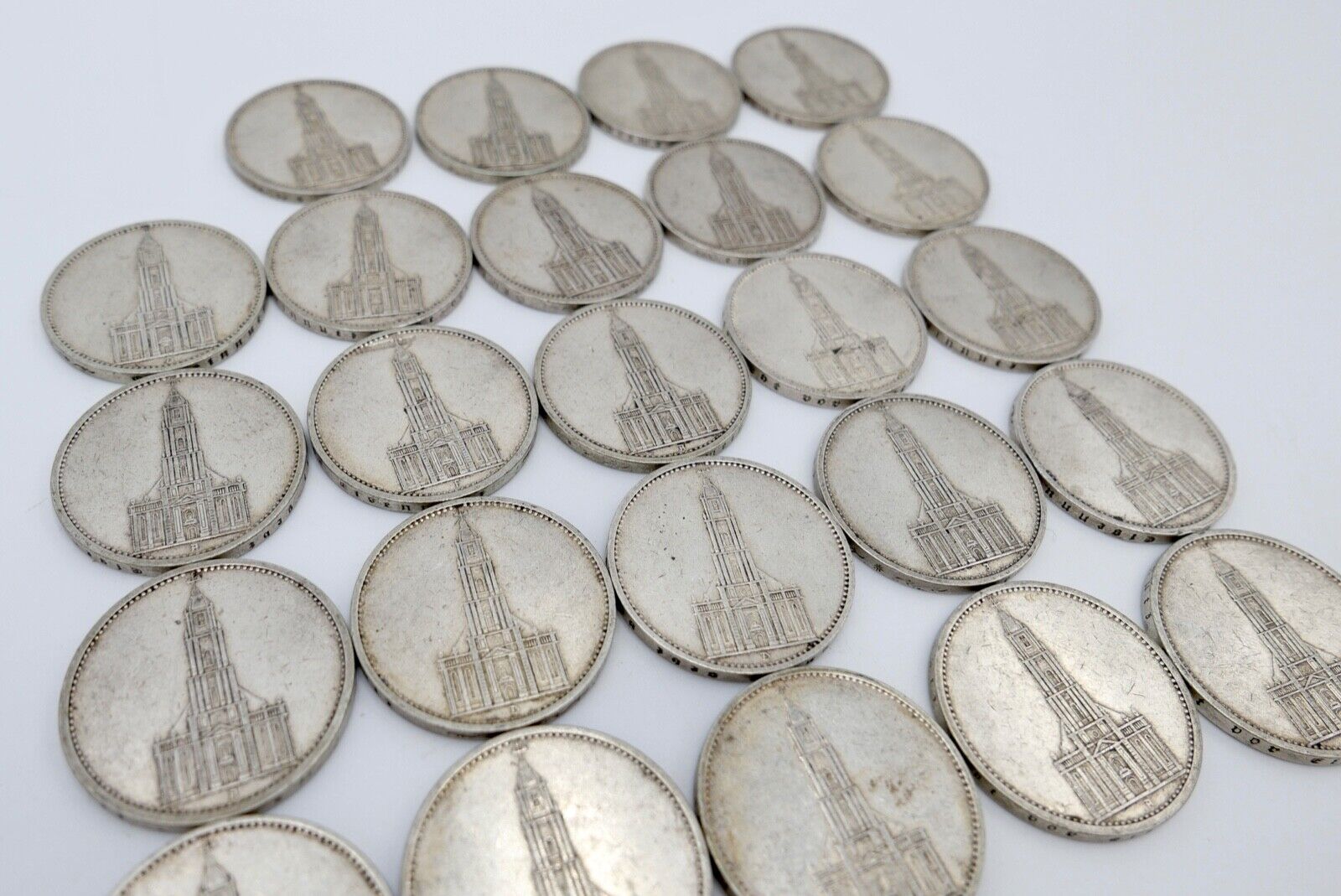 24x 5 Reichsmark 900 Silbermünzen J. 357 Garnisonskirche 1935 aus Münzrolle - Antikhandel-Stuttgart