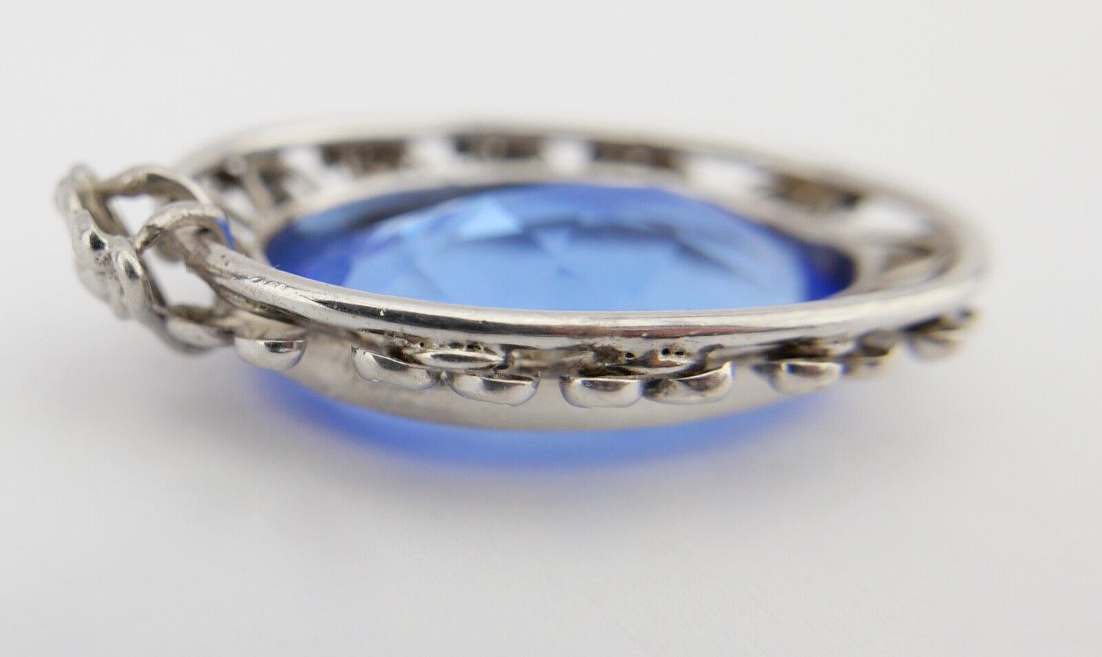 Großer Art Deco 835 Silber Anhänger mit 4,1 Ct blauem Glas Ø 6,3 cm um 1930 - Antikhandel-Stuttgart