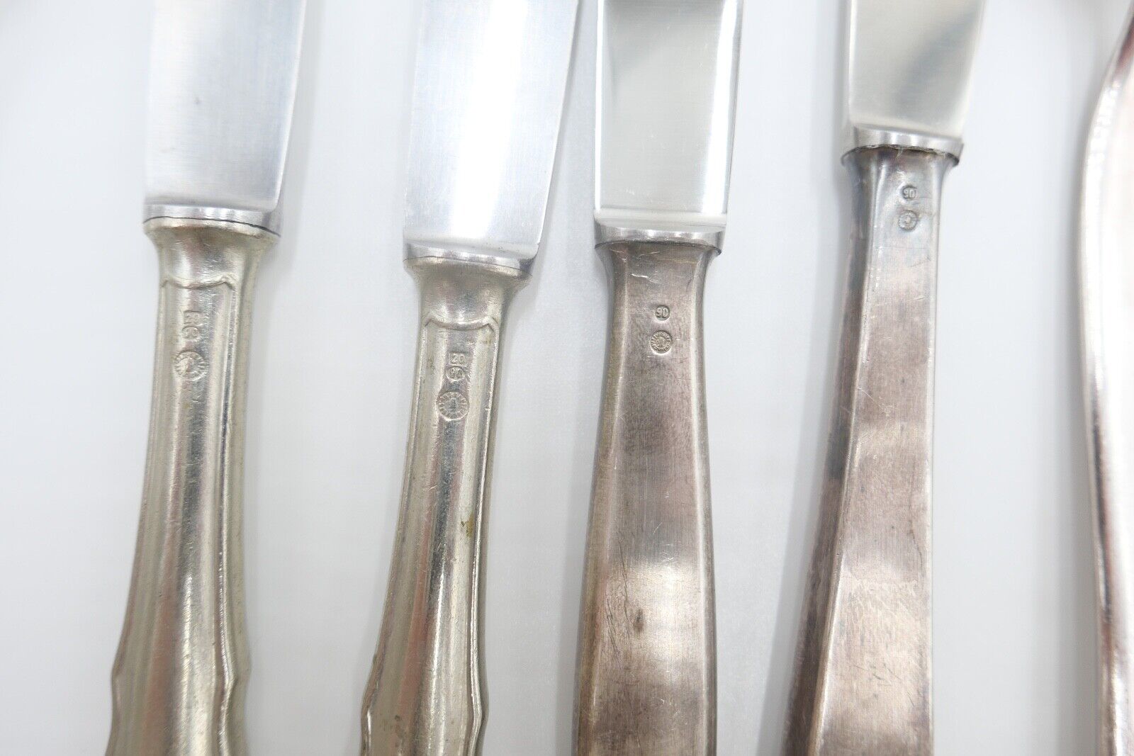 27 Teile Posten Berndorf Besteck diverse Modelle 90er Silber Löffel Gabel Messer - Antikhandel-Stuttgart