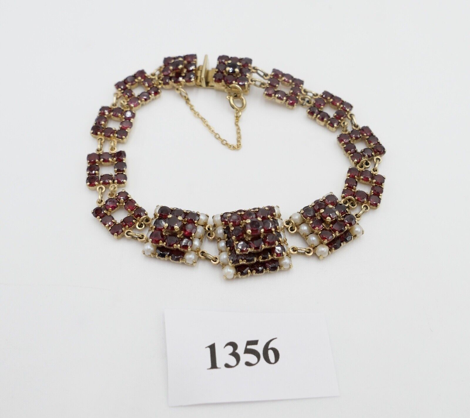 80er Jahre Gold Armband mit Granat und Perle 333 / 8 K Gold - Antikhandel-Stuttgart