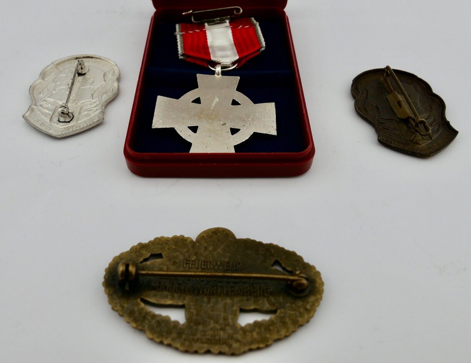 4x Leistungsabzeichen Feuerwehr Baden Württemberg 1960er Jahre Silber Bronze - Antikhandel-Stuttgart