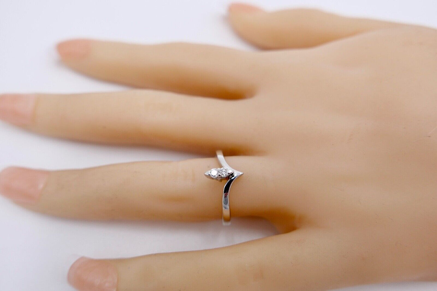 Damen Wishbone V-Form Weißgold Brillant Ring 585 14K Gr. 52 Diamanten 0,08 Ct - Antikhandel-Stuttgart