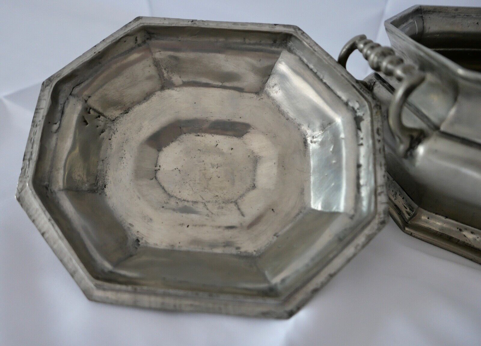 ART DECO 1930er antike ZINN Sandguss Deckelschale Gefäß Schale Deckel Obstschale - Antikhandel-Stuttgart