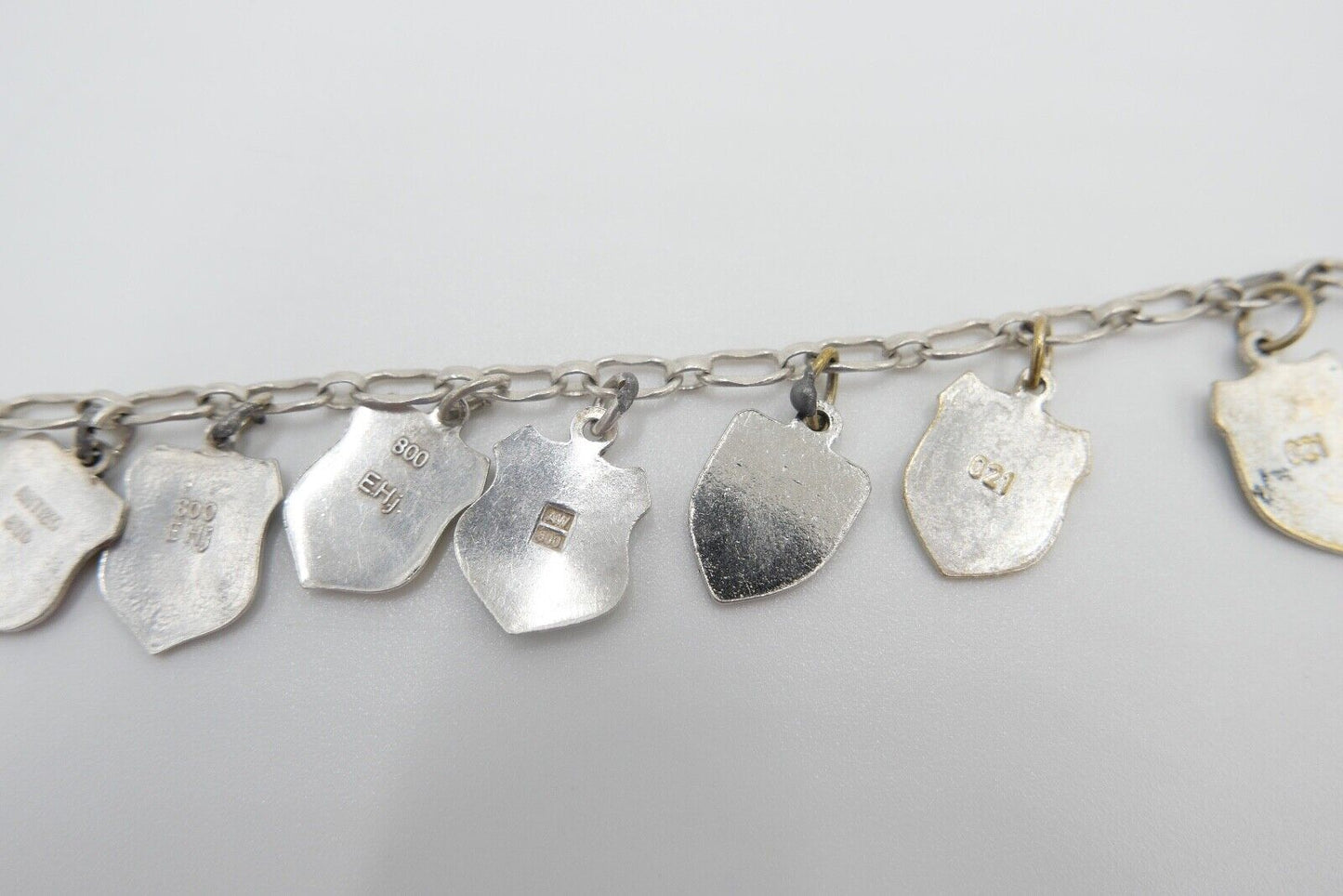 Bettelarmband mit Städte Wappen aus Emaille 800 Silber REU ANTIKO EHJ - Antikhandel-Stuttgart