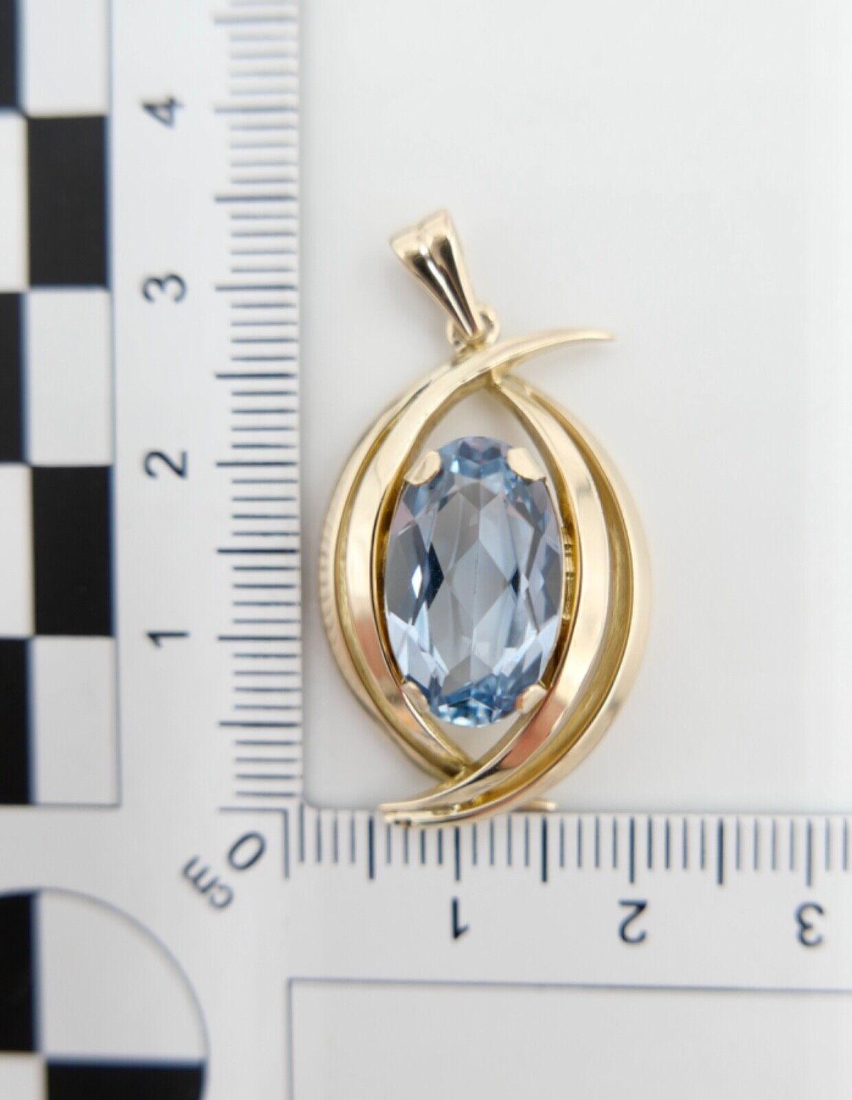 Anhänger 333 / 8K Gelbgold Blauer Spinell OVAL Schliff 5,5 Ct Ø 30 mm - Antikhandel-Stuttgart