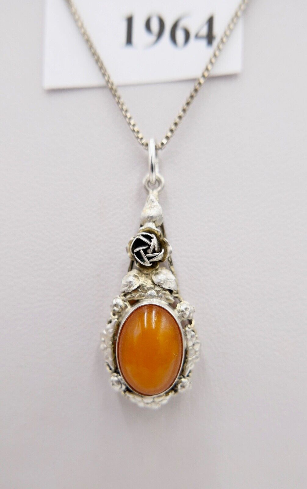 1980er Jahre Floraler Bernstein Anhänger in Silber - Antikhandel-Stuttgart