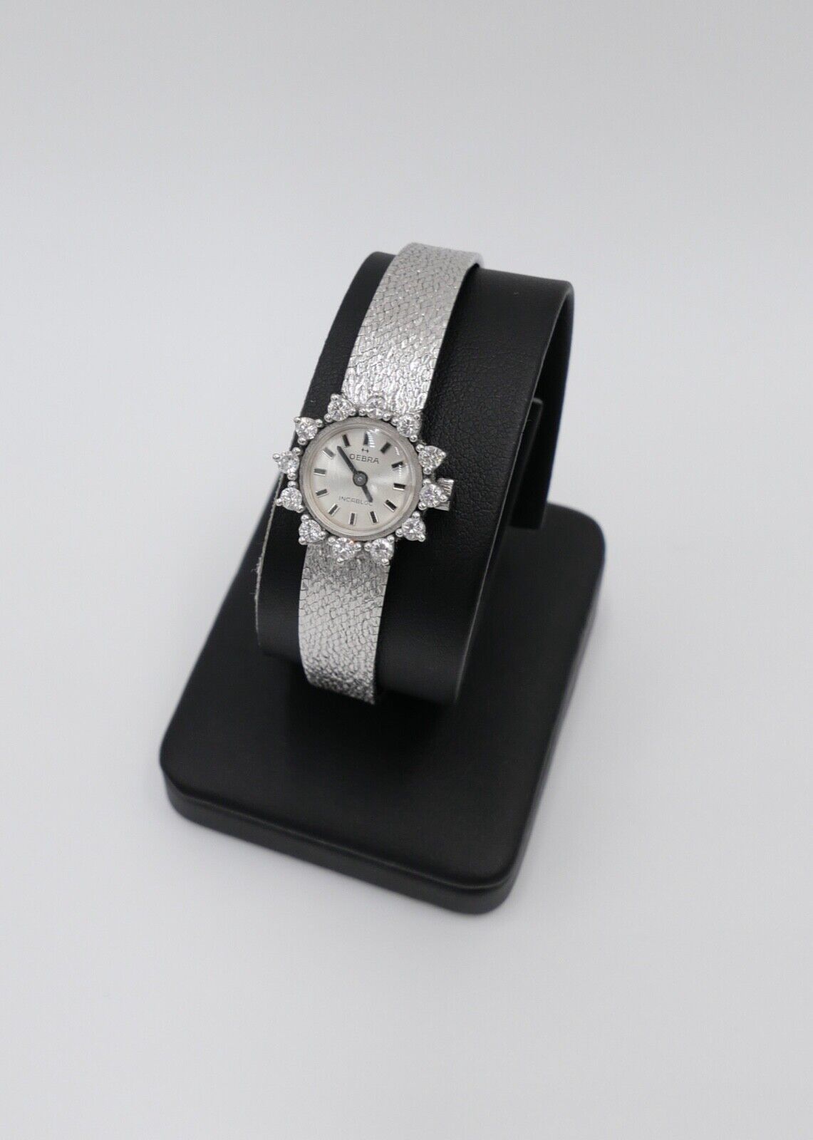 1980er Handaufzug OEBRA Damen Uhr Weißgold 585 mit Brillanten 0,74 Ct VVS if F - Antikhandel-Stuttgart