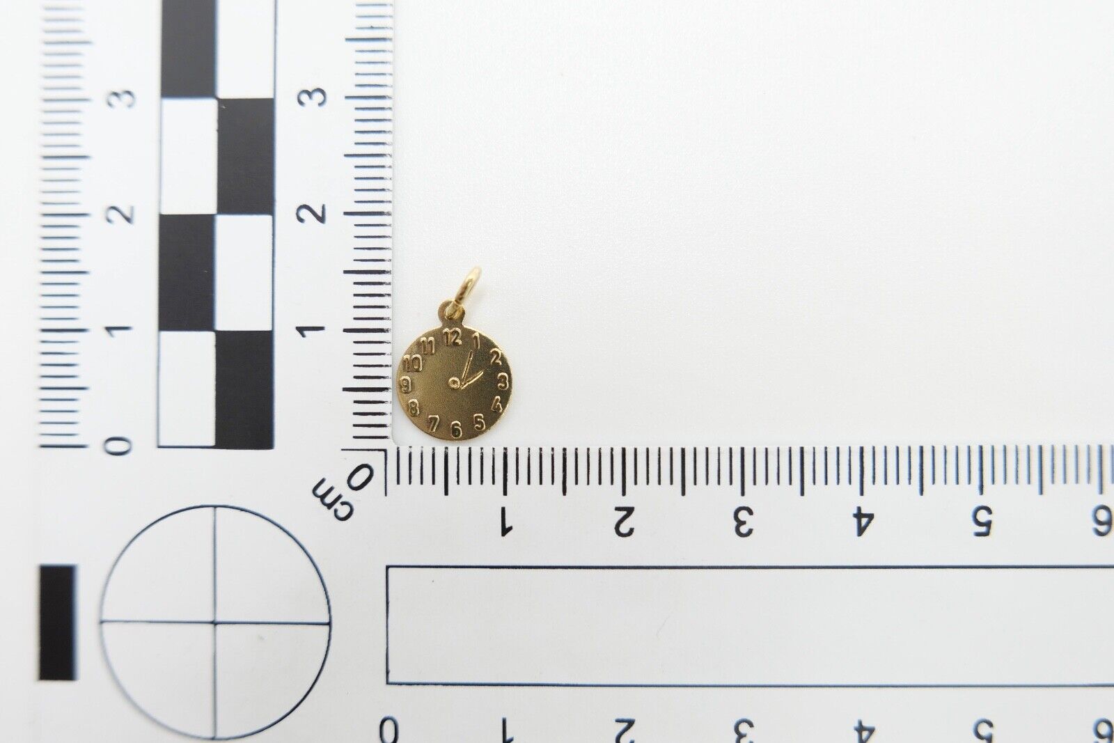 Gold Anhänger 585 / 14K Zifferblatt Ø 10 mm mit Gravur 22.6.92 - Antikhandel-Stuttgart