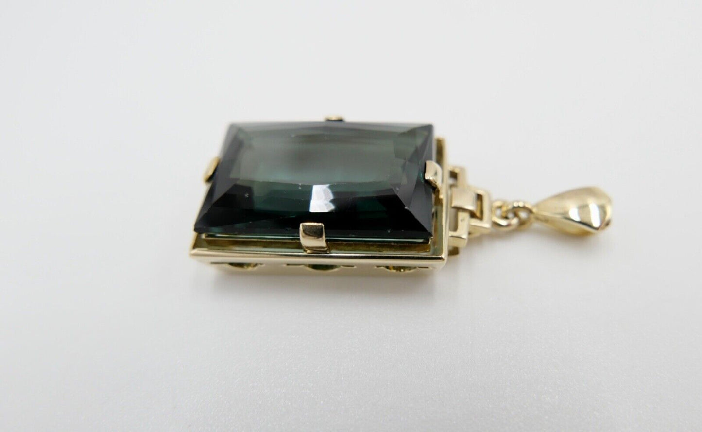 Anhänger 585 / 14K Gelbgold Synthetisch Spinell 18,2 Ct Treppen Schliff 38 mm - Antikhandel-Stuttgart