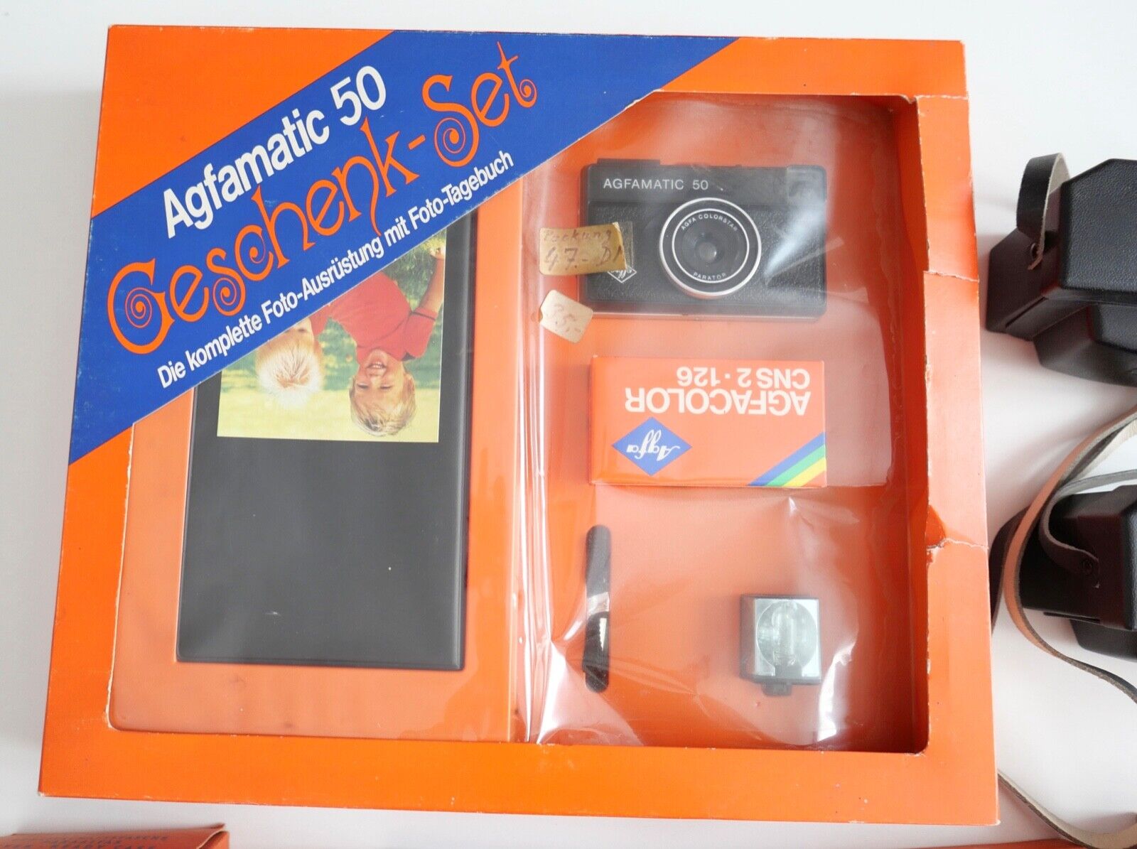 KODAK Agfamatic 50 Geschenkset Instamatic Typ 6114 6069 6180 6183 Hüllen 1970er - Antikhandel-Stuttgart