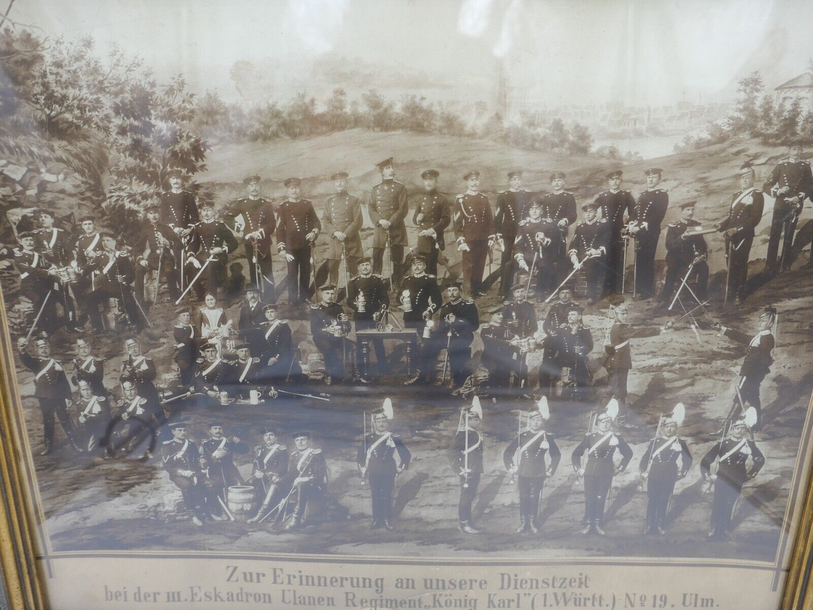 1900 Reservisten Bild m. Eskadron Ulanen Regiment Nr. 19 Foto auf Pappe 62x52cm - Antikhandel-Stuttgart