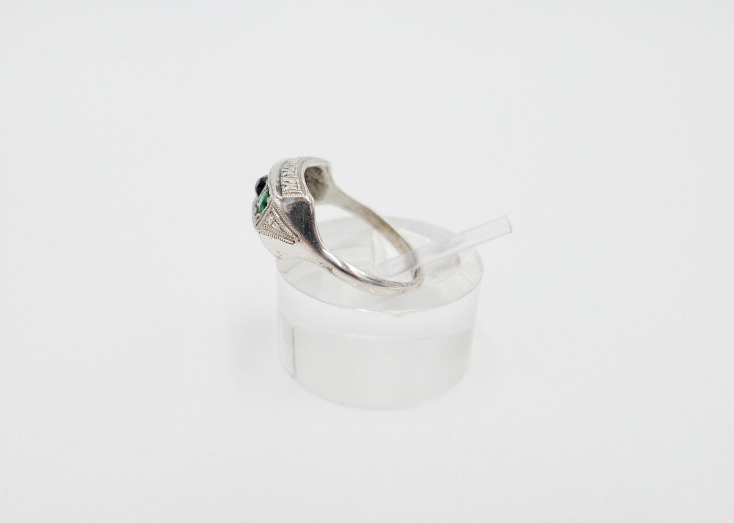 ART DECO Damenring Ring Silber 835 Gr. 53 mit grünen & schwarzen Glasstein - Antikhandel-Stuttgart
