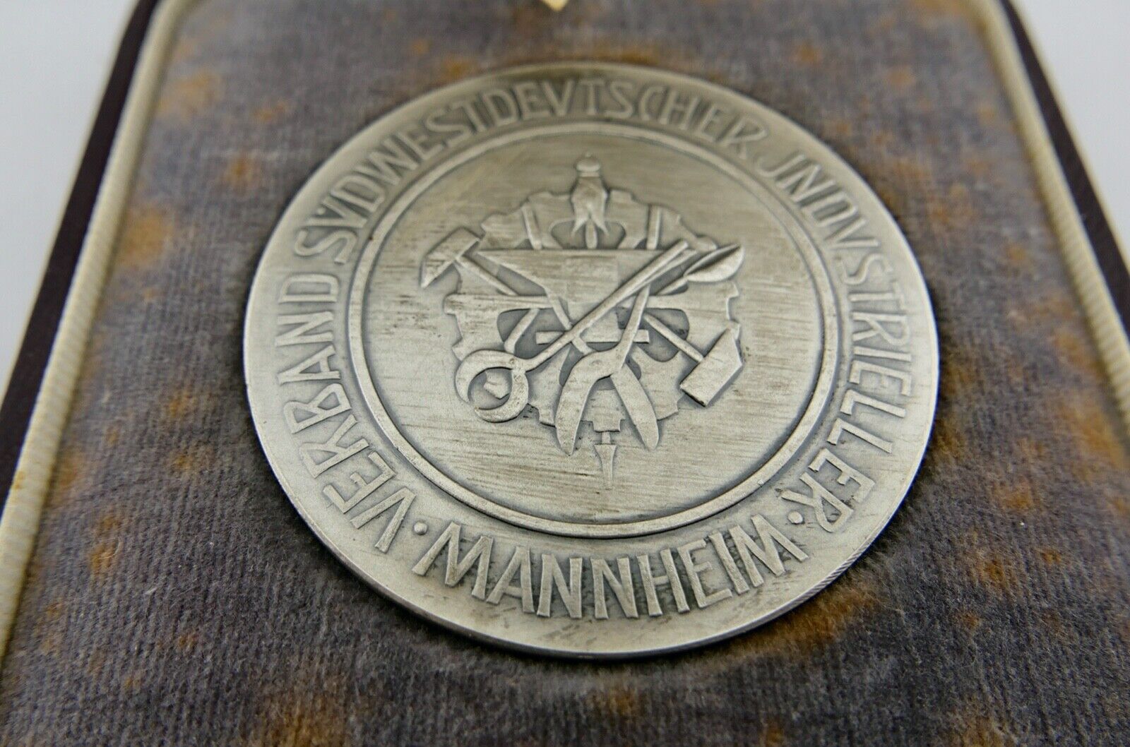 MANNHEIM SÜDWESTDEUTSCHER INDUSTRIELLER VERBAND " FÜR TREUE IN DER ARBEIT " - Antikhandel-Stuttgart