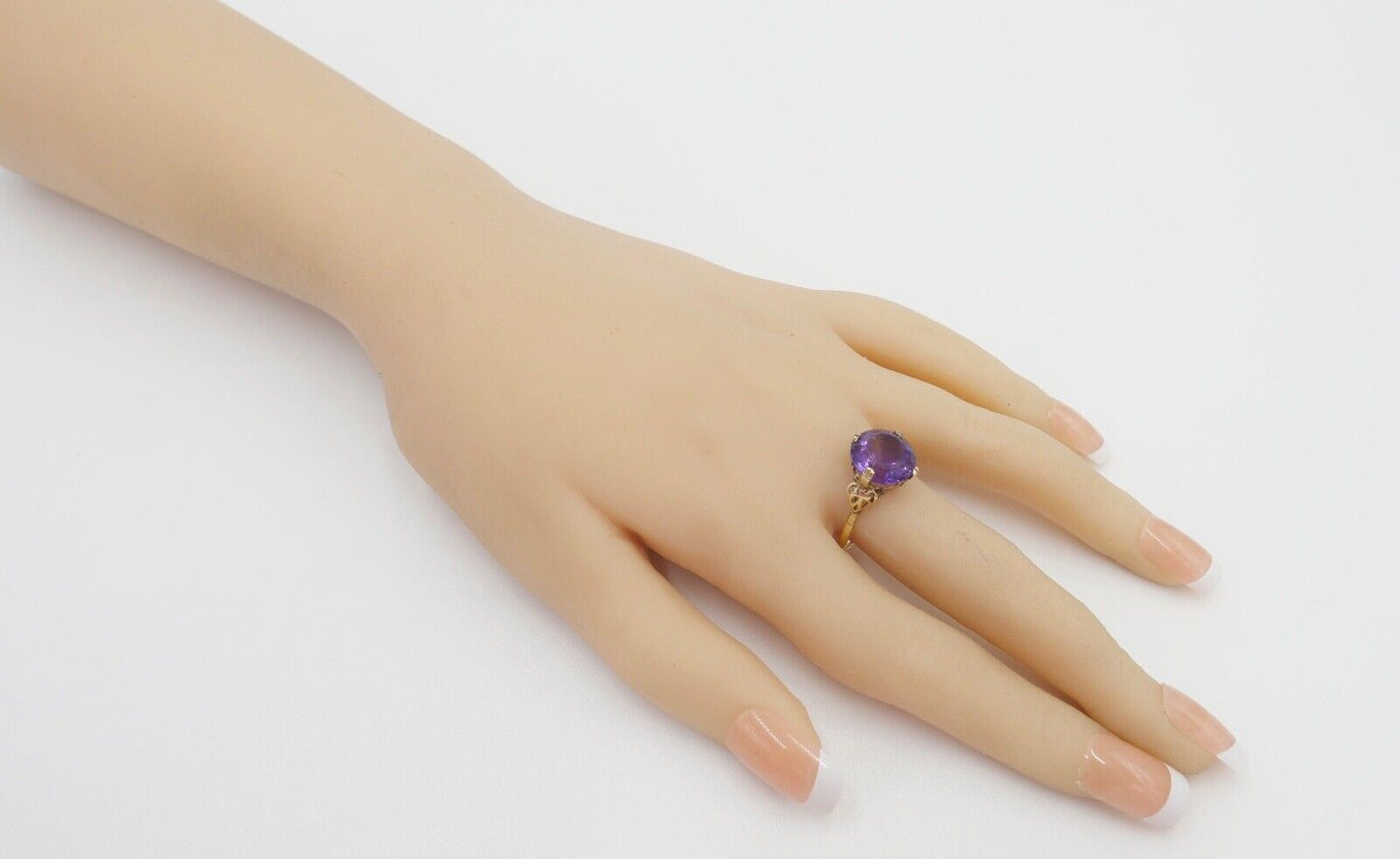 antik um 1900 Damenring mit lila Amethyst Ring 2,87 Gr Gold 585 / 14K Gr. 59 - Antikhandel-Stuttgart