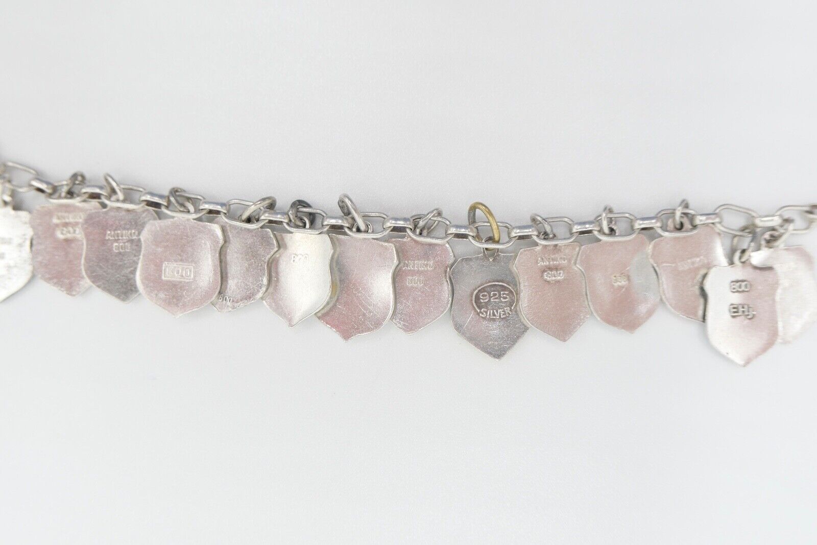 Bettelarmband mit Städte Wappen aus Emaille 800 Silber REU ANTIKO EHJ - Antikhandel-Stuttgart