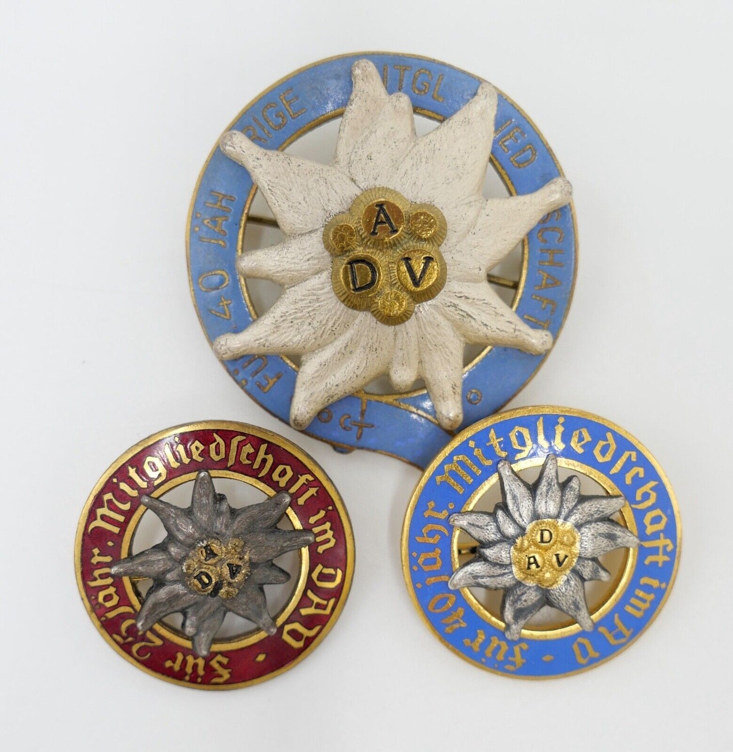 3x DAV Mitgliedsabzeichen Deutscher Alpenverein 25 & 40 Jahre Edelweiß - Antikhandel-Stuttgart