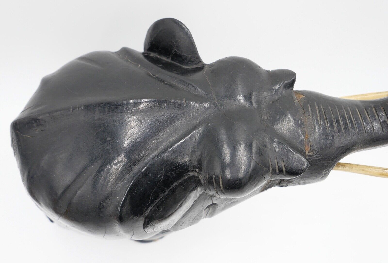 Großer massiver antiker Afrikanischer Holz Elefant 48x38 cm beschichtet 6,1 Kg - Antikhandel-Stuttgart