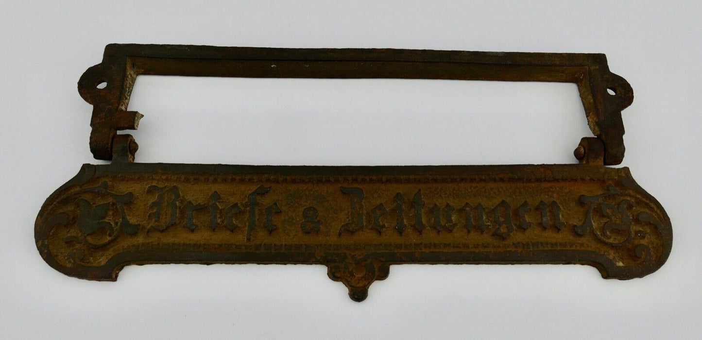 Antike Jugendstil Gusseisen Briefschlitz Briefklappe "Briefe & Zeitungen“ 22 cm - Antikhandel-Stuttgart