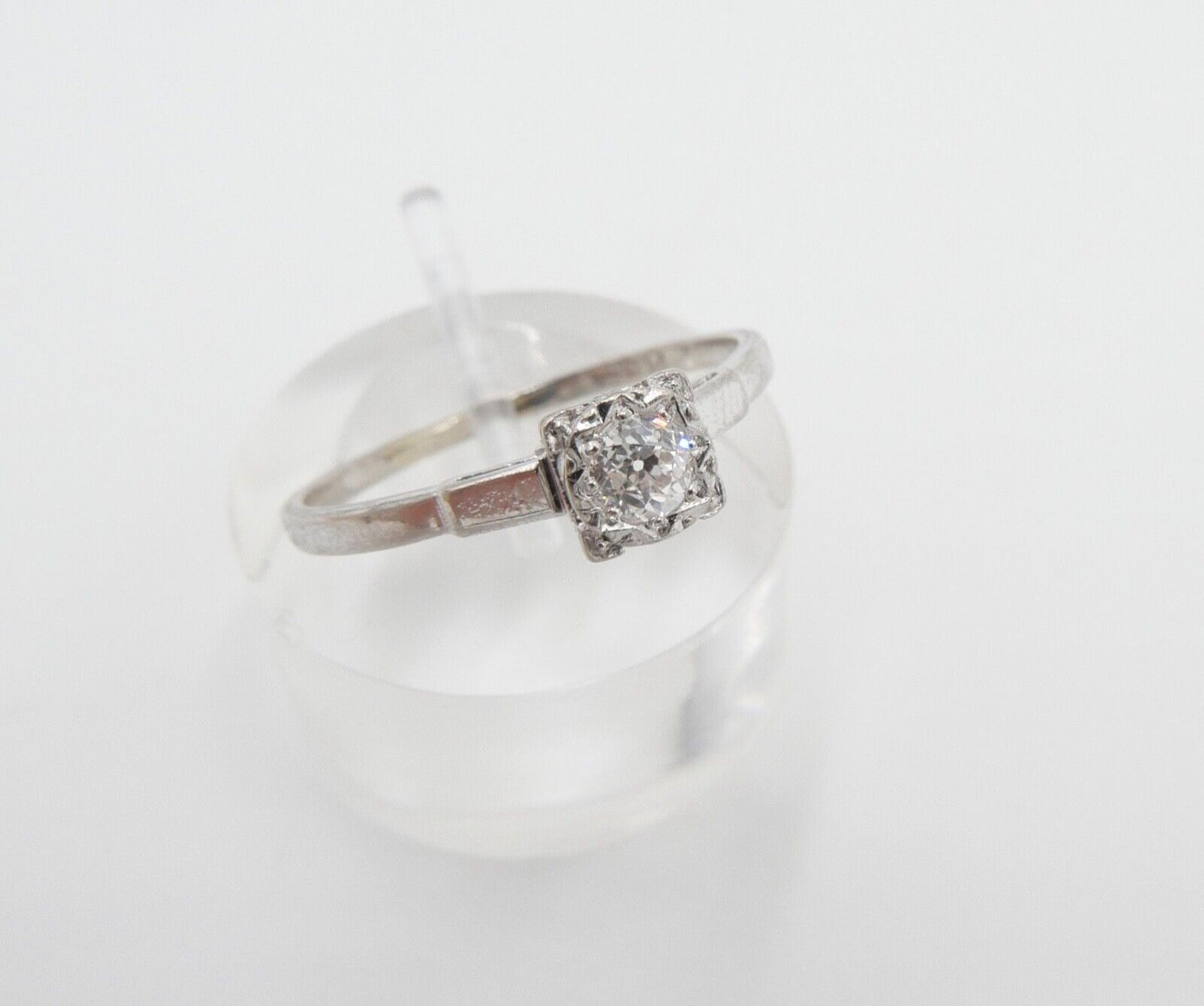 Solitär Weißgold Ring 750 18K mit 1 Diamant im Altschliff 0,16 Ct Gr.56-57 - Antikhandel-Stuttgart