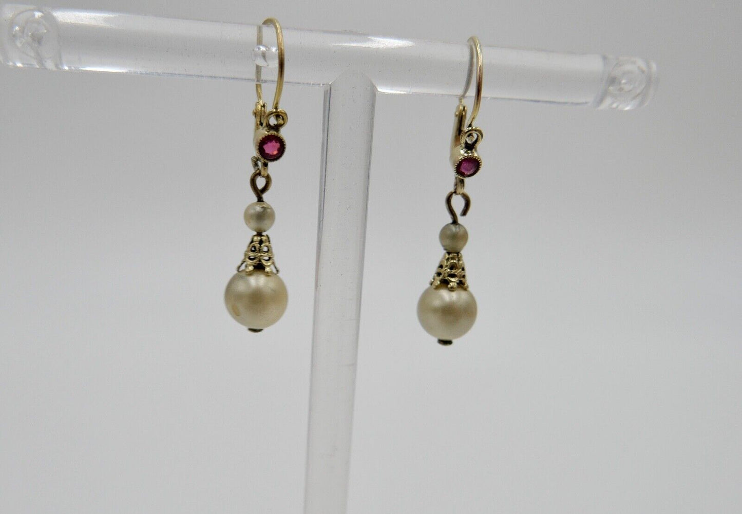 50er Jahre Ohrringe Ohrhänger mit Perlen & Glasstein GOLD 333 / 8K Perle Ø 6,3mm - Antikhandel-Stuttgart