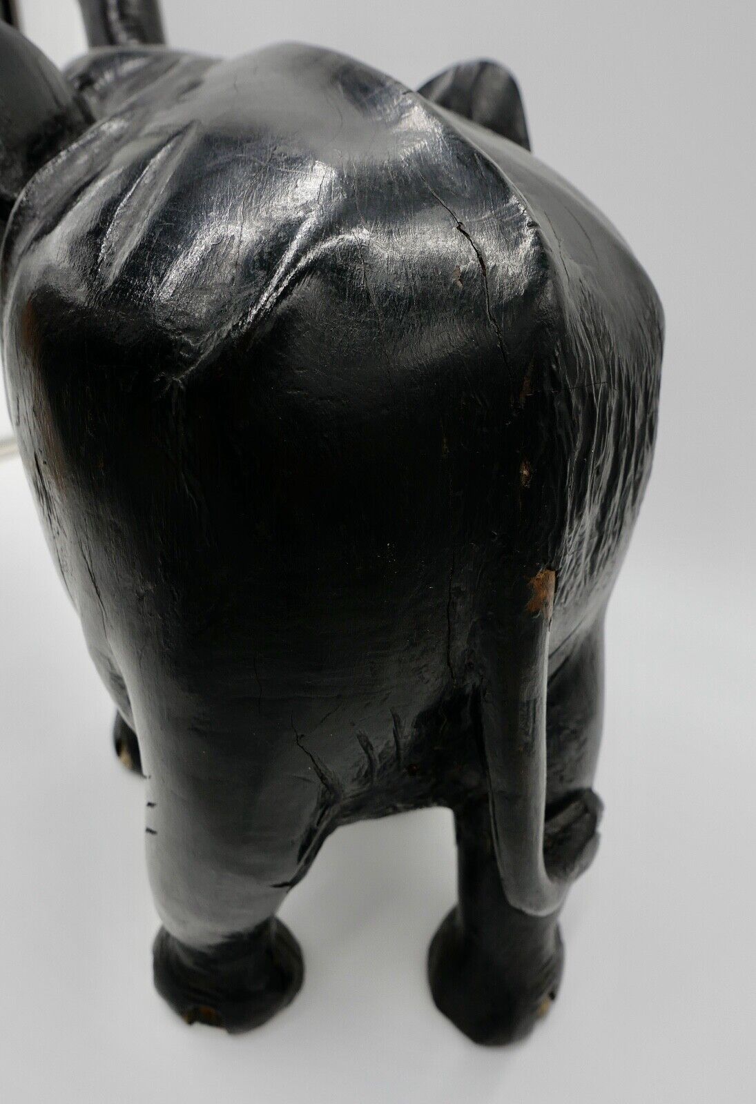 Großer massiver antiker Afrikanischer Holz Elefant 48x38 cm beschichtet 6,1 Kg - Antikhandel-Stuttgart