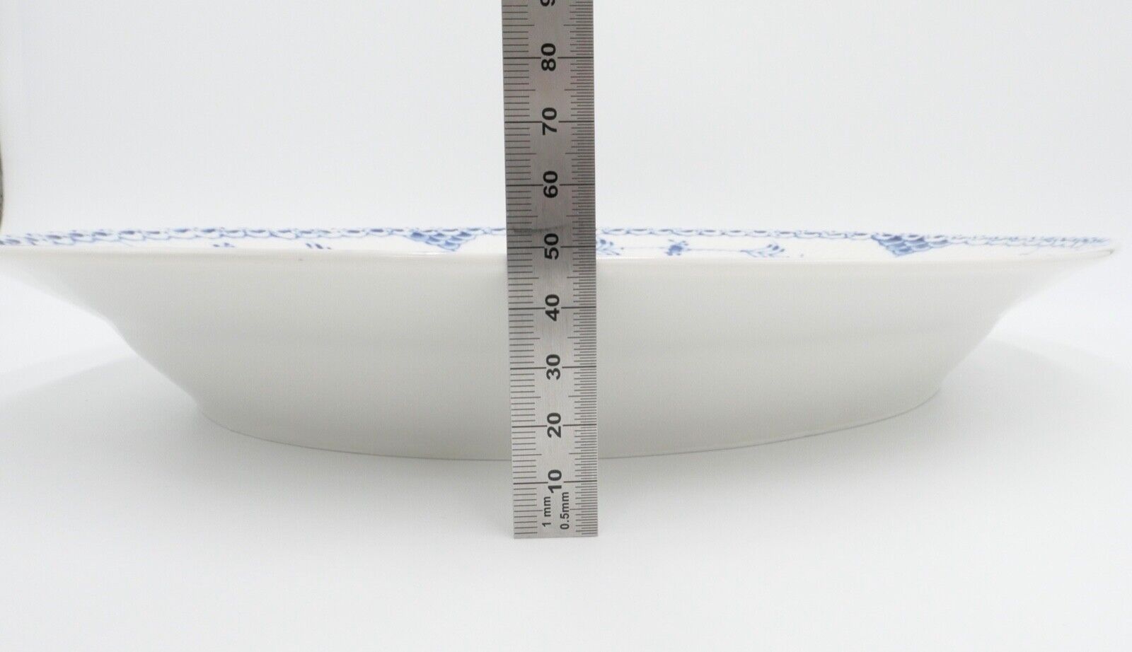 Royal Copenhagen große Platte Nr. 533 EQX 1. Wahl Musselmalet halbspitze 36 cm - Antikhandel-Stuttgart