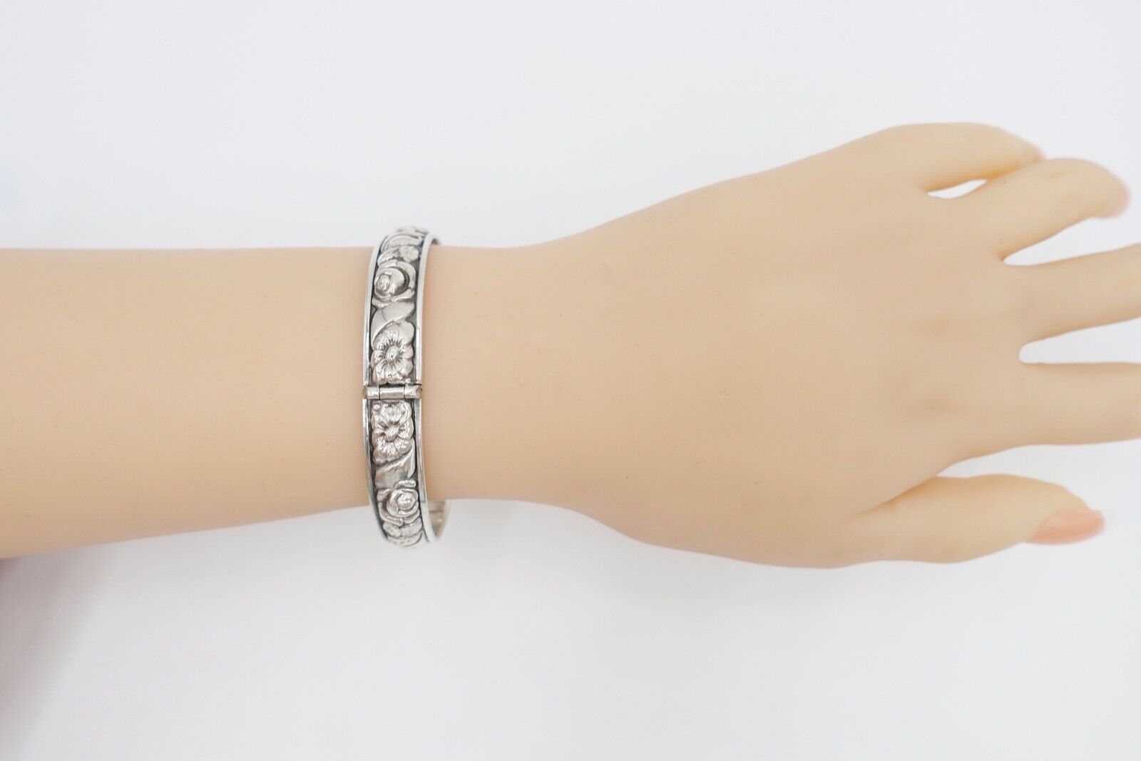 60er Jahre florales im Jugendstil Armband Silber 835 Blumendekor - Antikhandel-Stuttgart