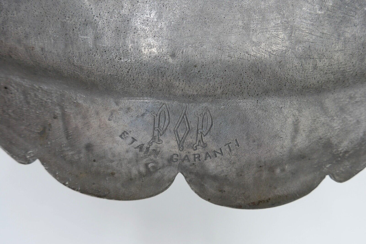 Zinn Wandteller Wandplatte Frankreich sign. Frauen AKT Etain Garanti ART NOUVEAU - Antikhandel-Stuttgart