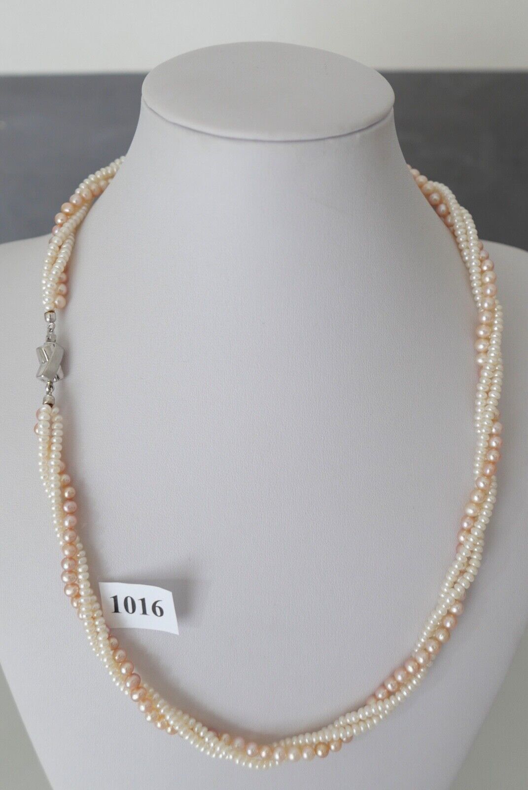Perlenkette Collier 3-reihig Rosa Gold 585 / 14K pearl Ø 3,1 - 4,4 mm 54,0 cm - Antikhandel-Stuttgart