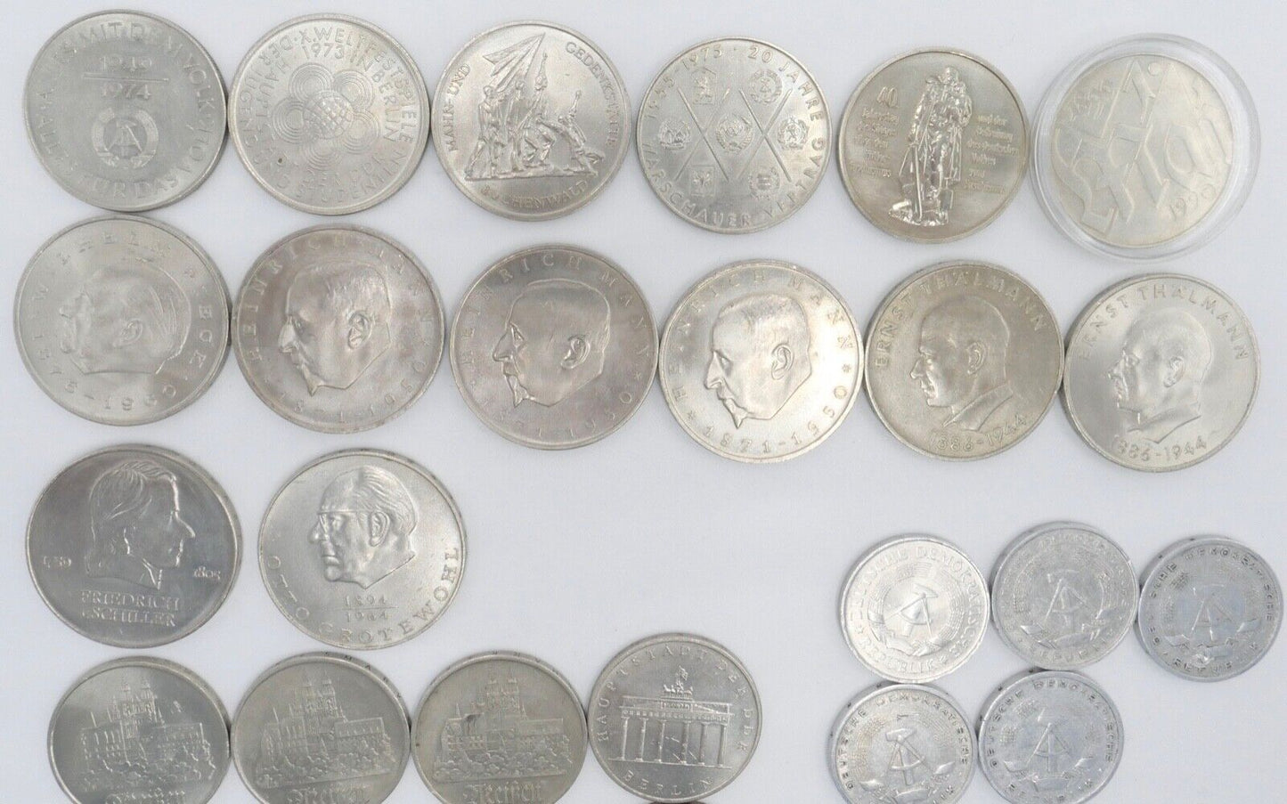 Konvolut Posten 1 , 2 , 5 , 10 , 20 DDR Mark 20 50 DDR Pfennig - Antikhandel-Stuttgart