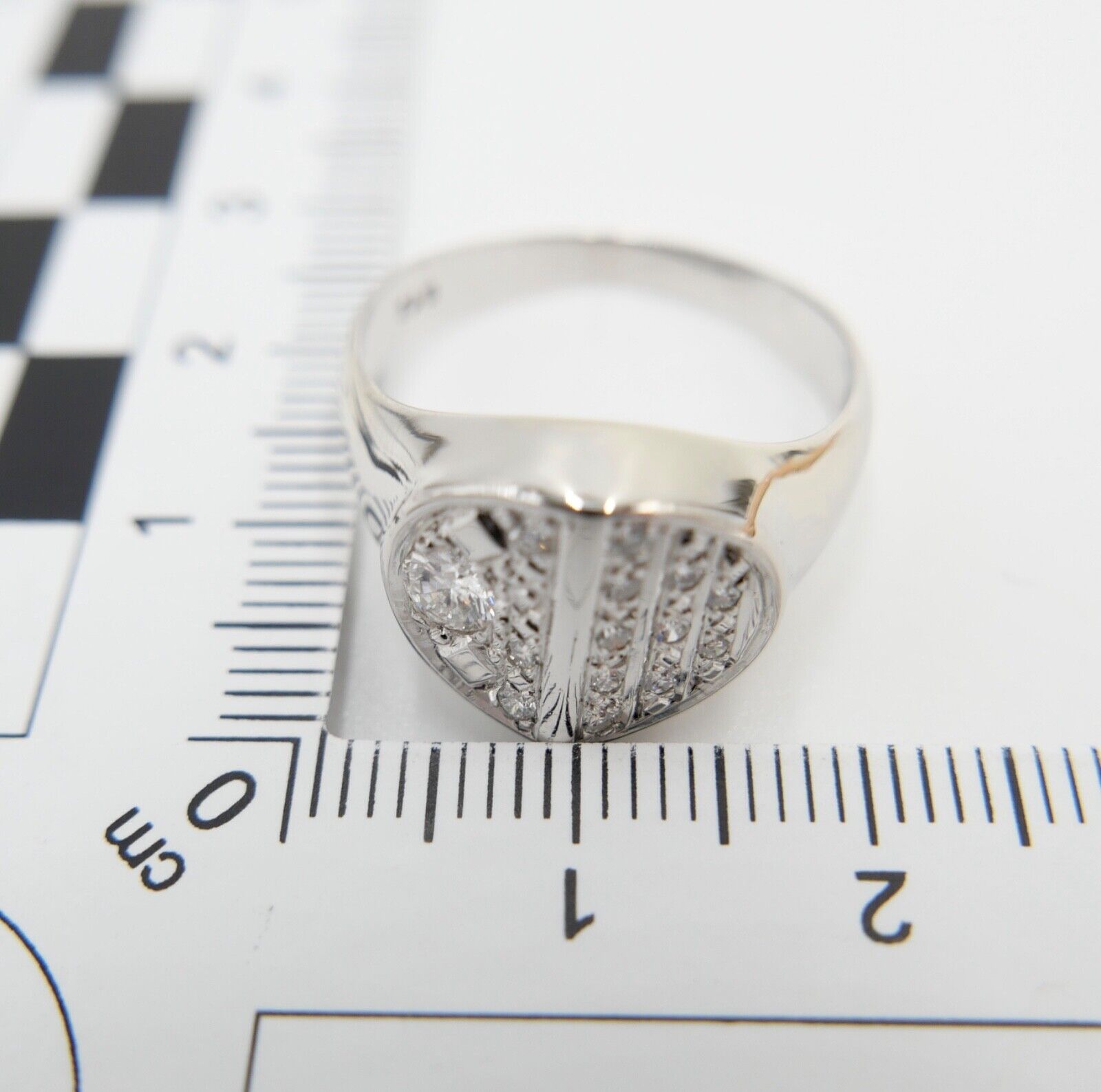 Weißgold Ring Damen 585 14K mit 14 Brillanten / Diamanten 0,31 Ctw Gr. 62 - Antikhandel-Stuttgart