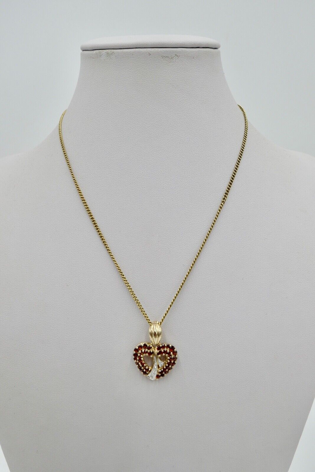 Herz Anhänger Granat & Diamant 333 / 8K Gelbgold Ø 19,2 mm - Antikhandel-Stuttgart