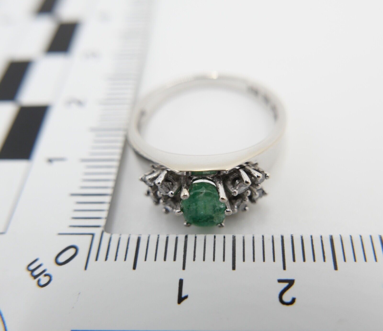 Weißgold Damen Ring mit Diamant / Brillant & Smaragd 585 14K Gr. 55 1,03 Ct - Antikhandel-Stuttgart