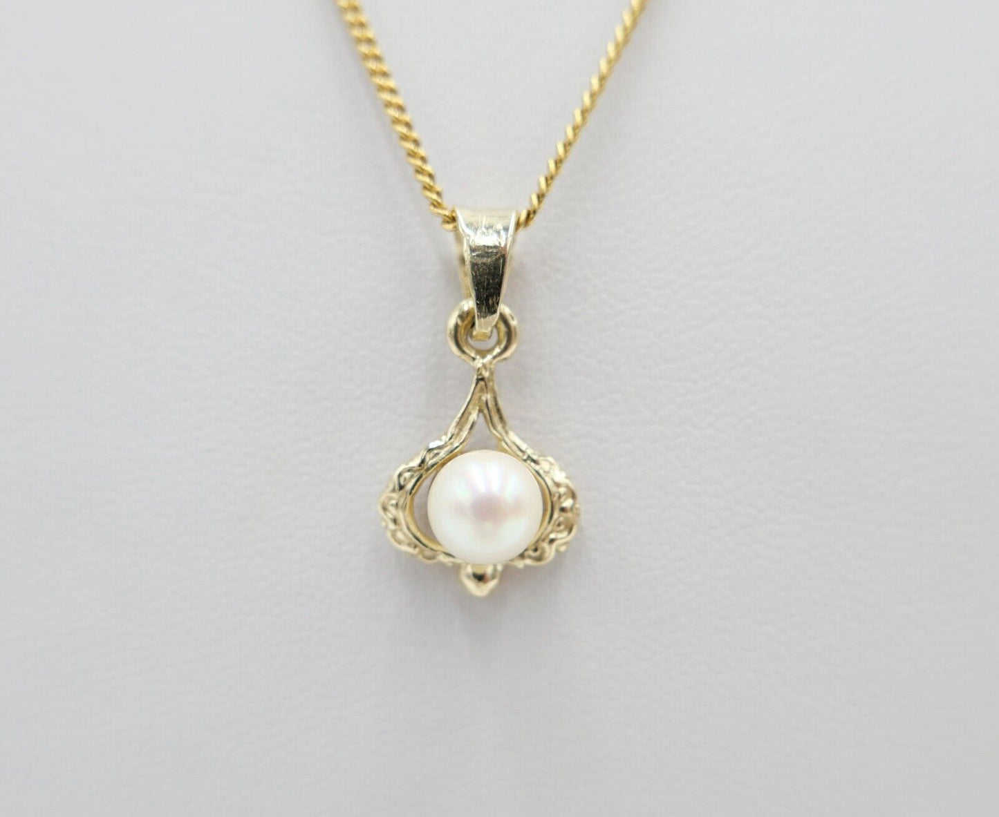 Alter Anhänger 585 / 14K Gelbgold mit Zuchtperle 60er Jahre - Antikhandel-Stuttgart