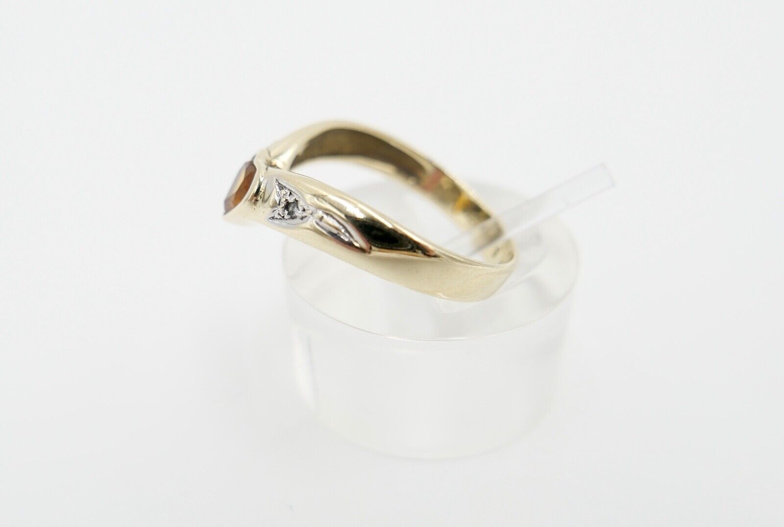 60er Jahre Damenring Gr. 56 Gold 333 / 8K Herz Citrin & Achtkantdiamant H / SI - Antikhandel-Stuttgart