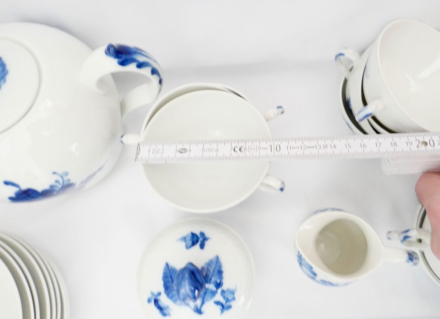 23 Tlg ROYAL COPENHAGEN " Blaue Blume " Tee Service Porzellan Teller Tassen