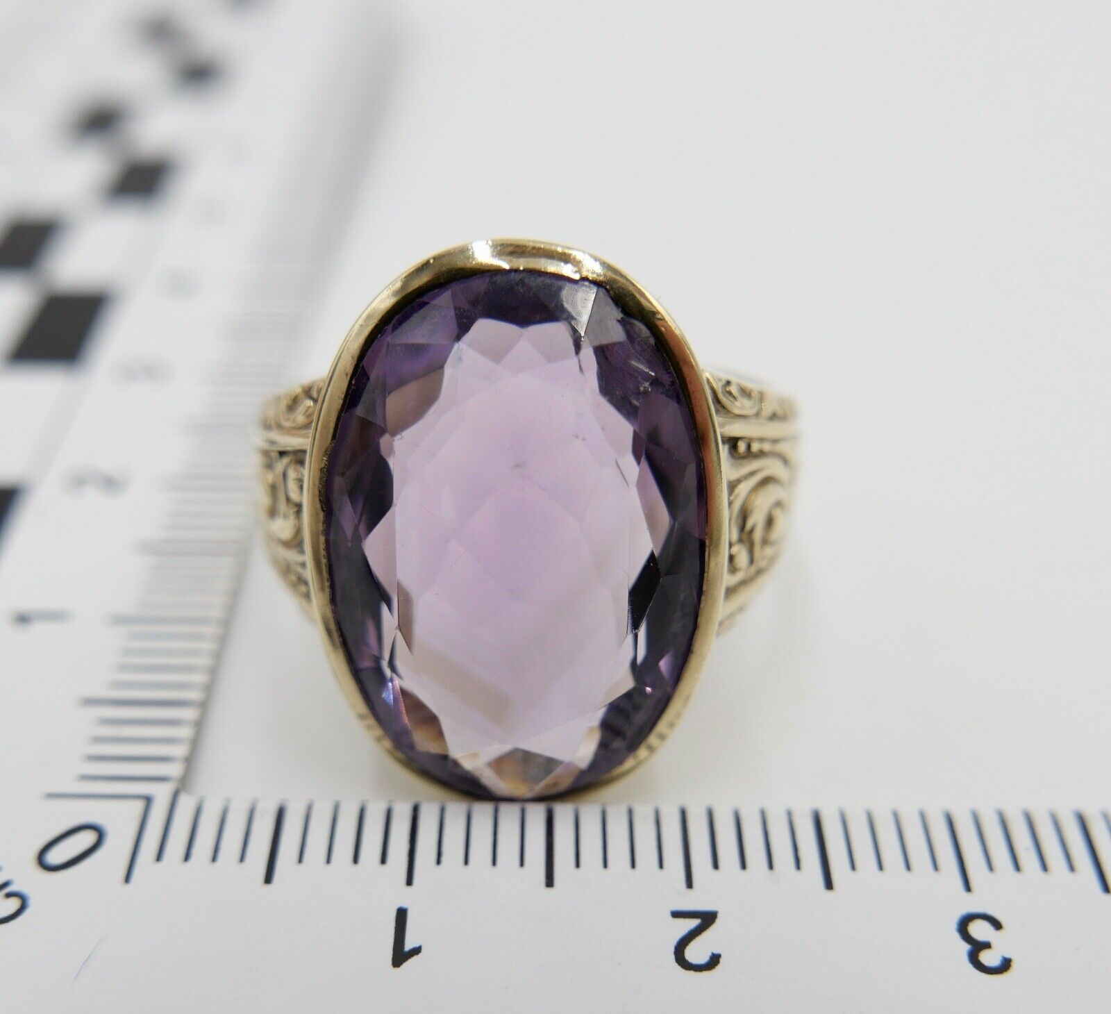 Antiker Jugendstil Damen Gold Ring 9K 375 Gr. 64 mit 14 Ct großem Lila Amethyst - Antikhandel-Stuttgart