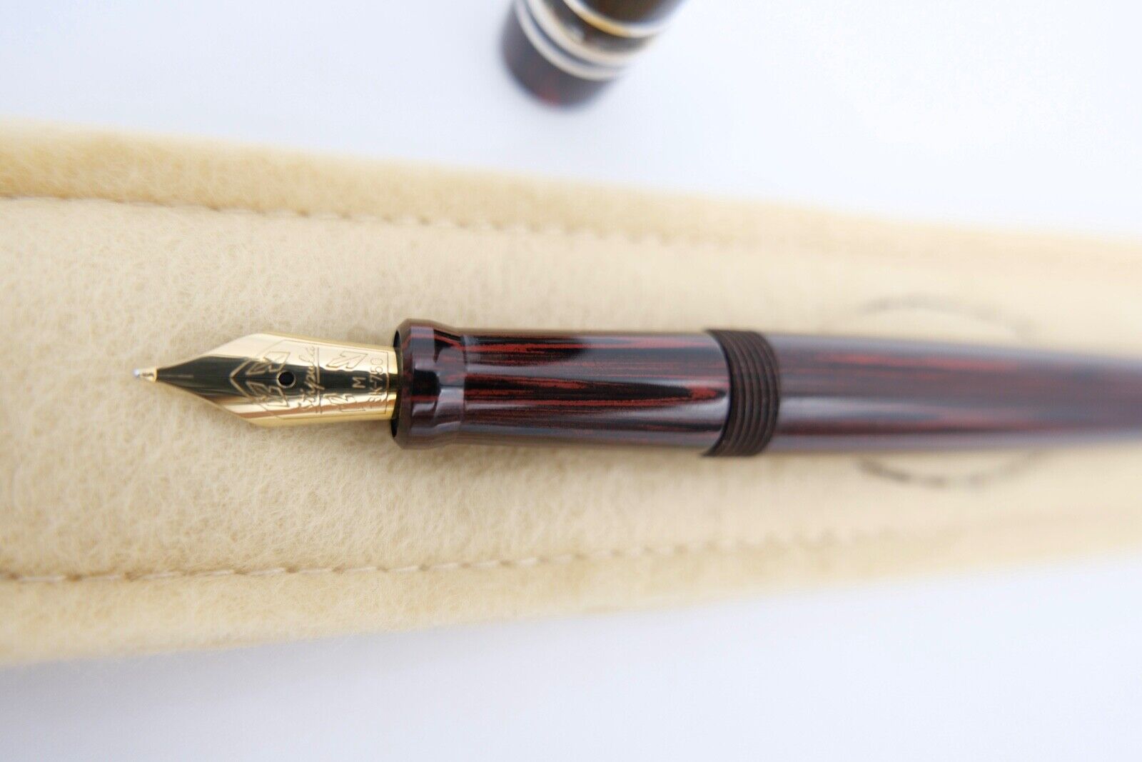 NEUwertig OVP 1997 Vintage 5002 STIPULA RB Novecento Oval Ebonite R/B Woodgrain - Antikhandel-Stuttgart