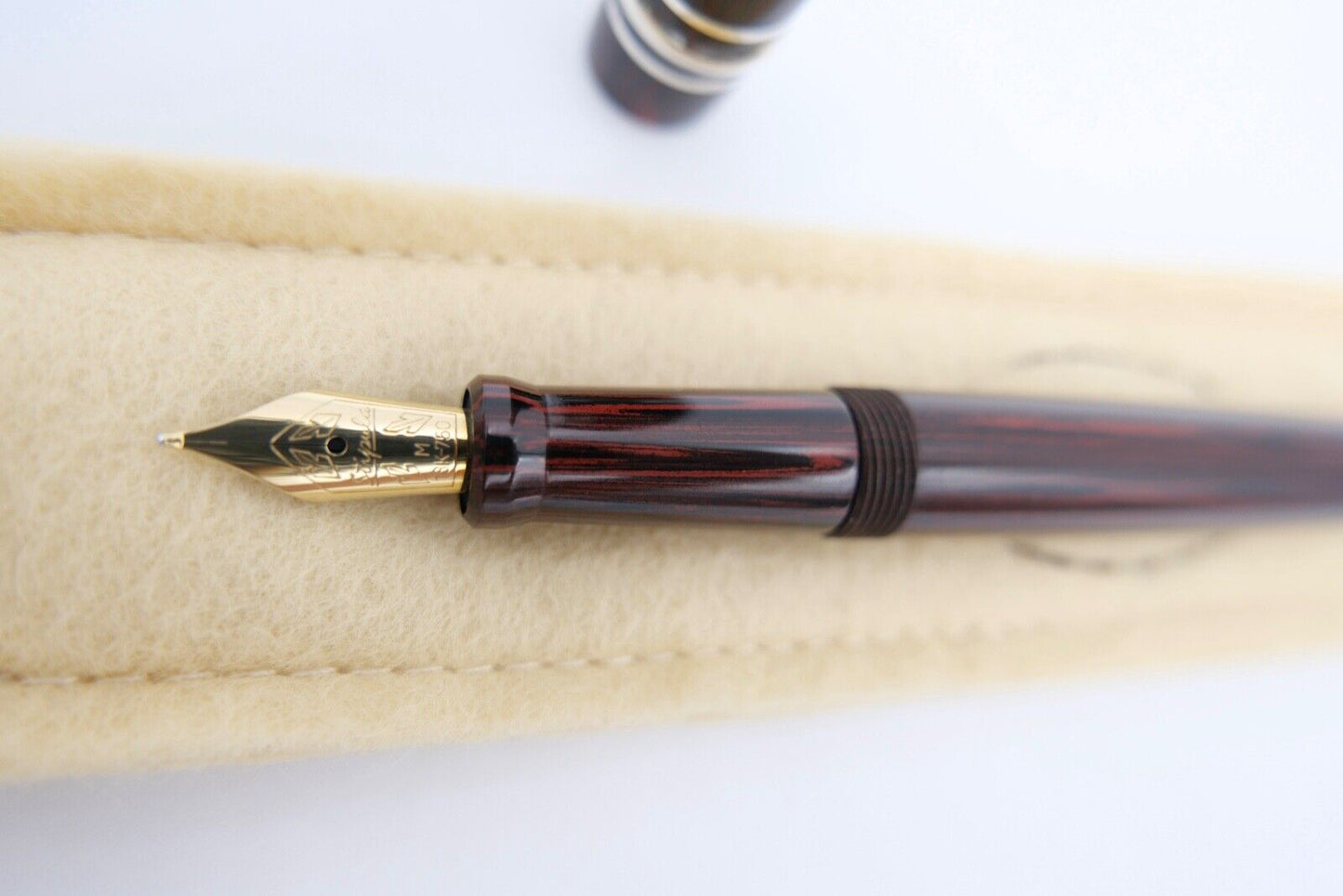 NEUwertig OVP 1997 Vintage 5002 STIPULA RB Novecento Oval Ebonite R/B Woodgrain - Antikhandel-Stuttgart