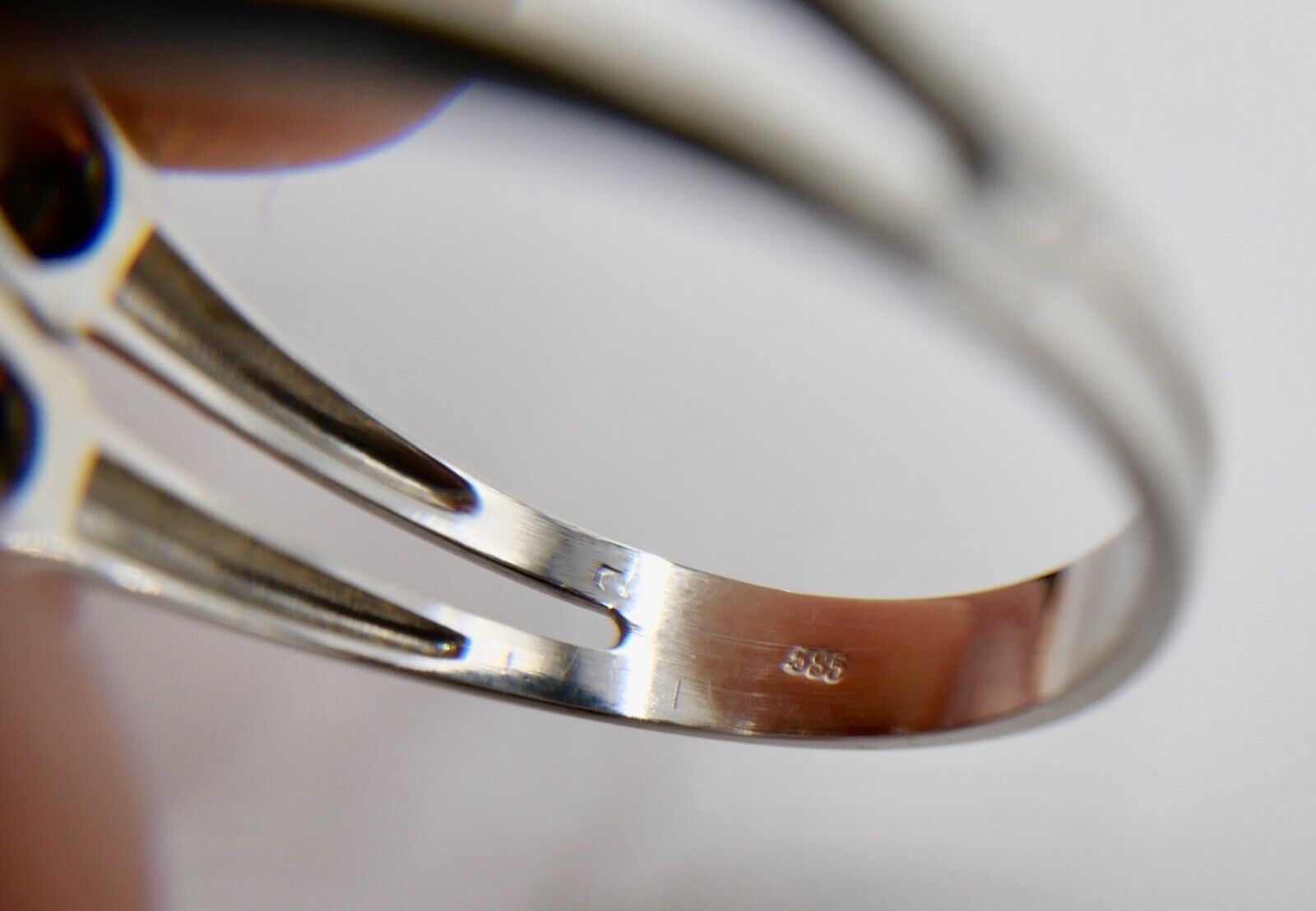 70er Jahre Gold Weißgold 585 / 14K Diamant Brillant 0,14Ct Gr. 57 - Antikhandel-Stuttgart