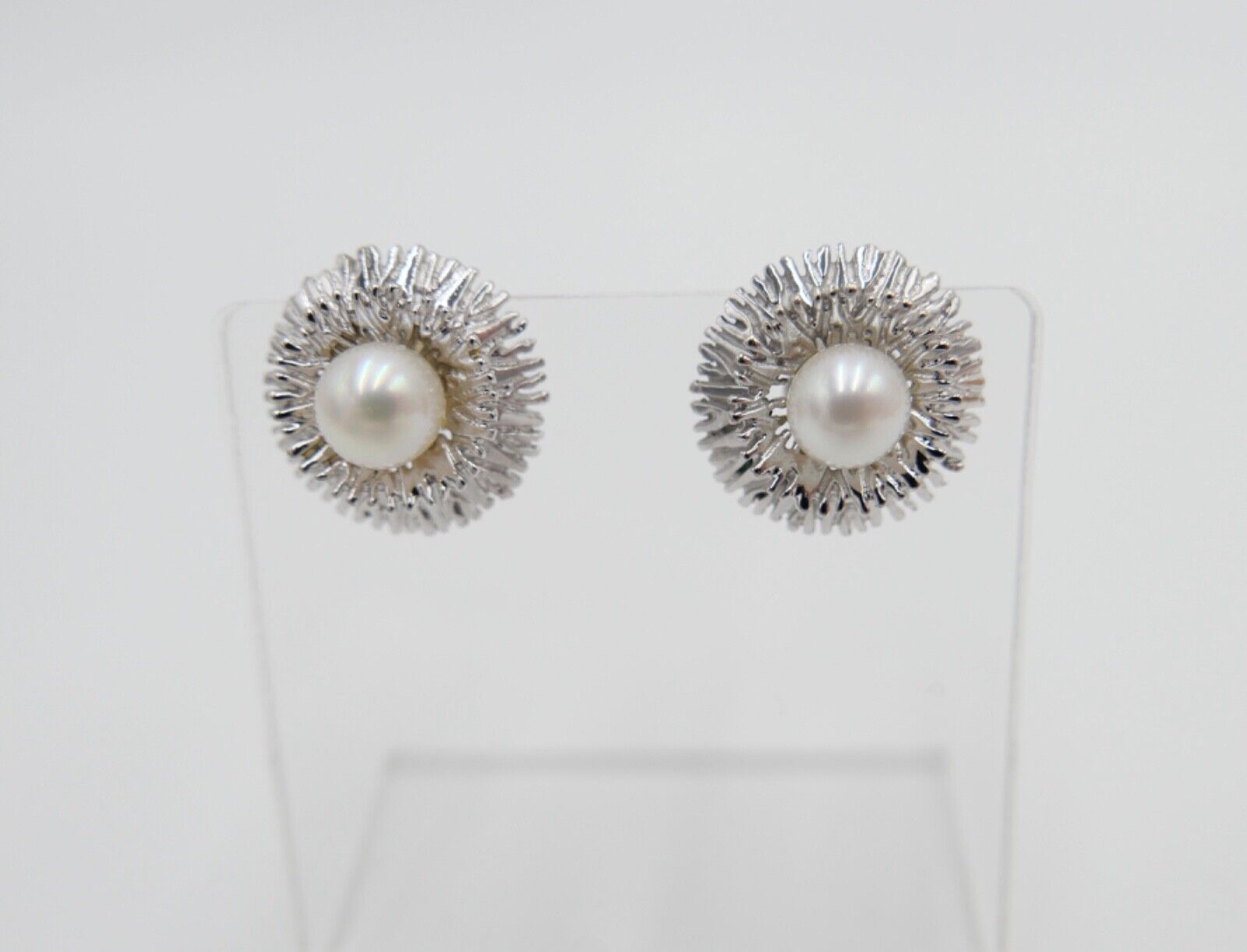 1970er Weißgold Zuchtperlen Damen Ohrringe Ohrstecker 585 / 14K Perle Ø 13 mm - Antikhandel-Stuttgart