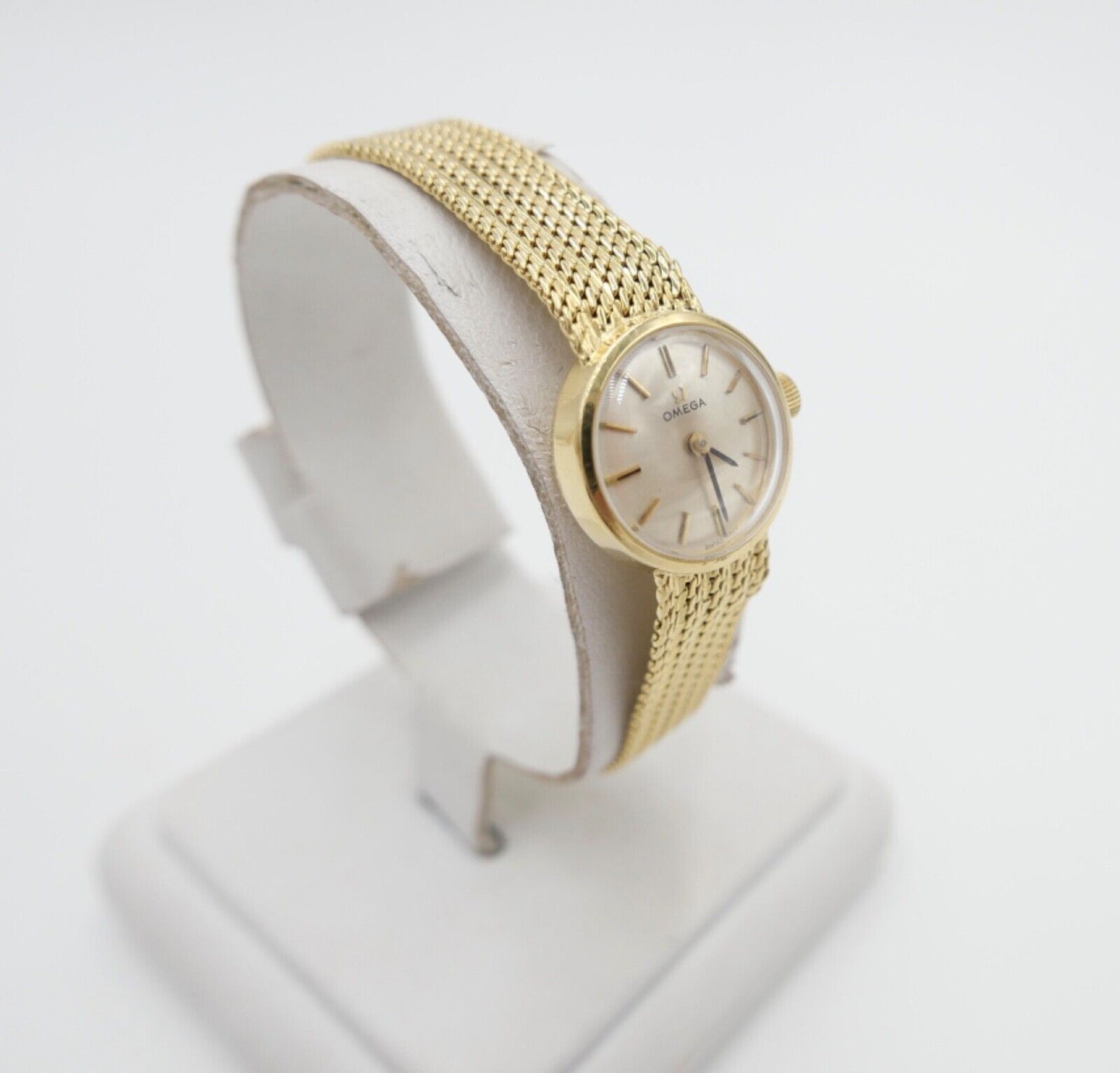 1960er Elegante OMEGA 7173 Gelbgold Damenuhr 750 18K orig. Etui Ø 17mm Kal. 484 - Antikhandel-Stuttgart