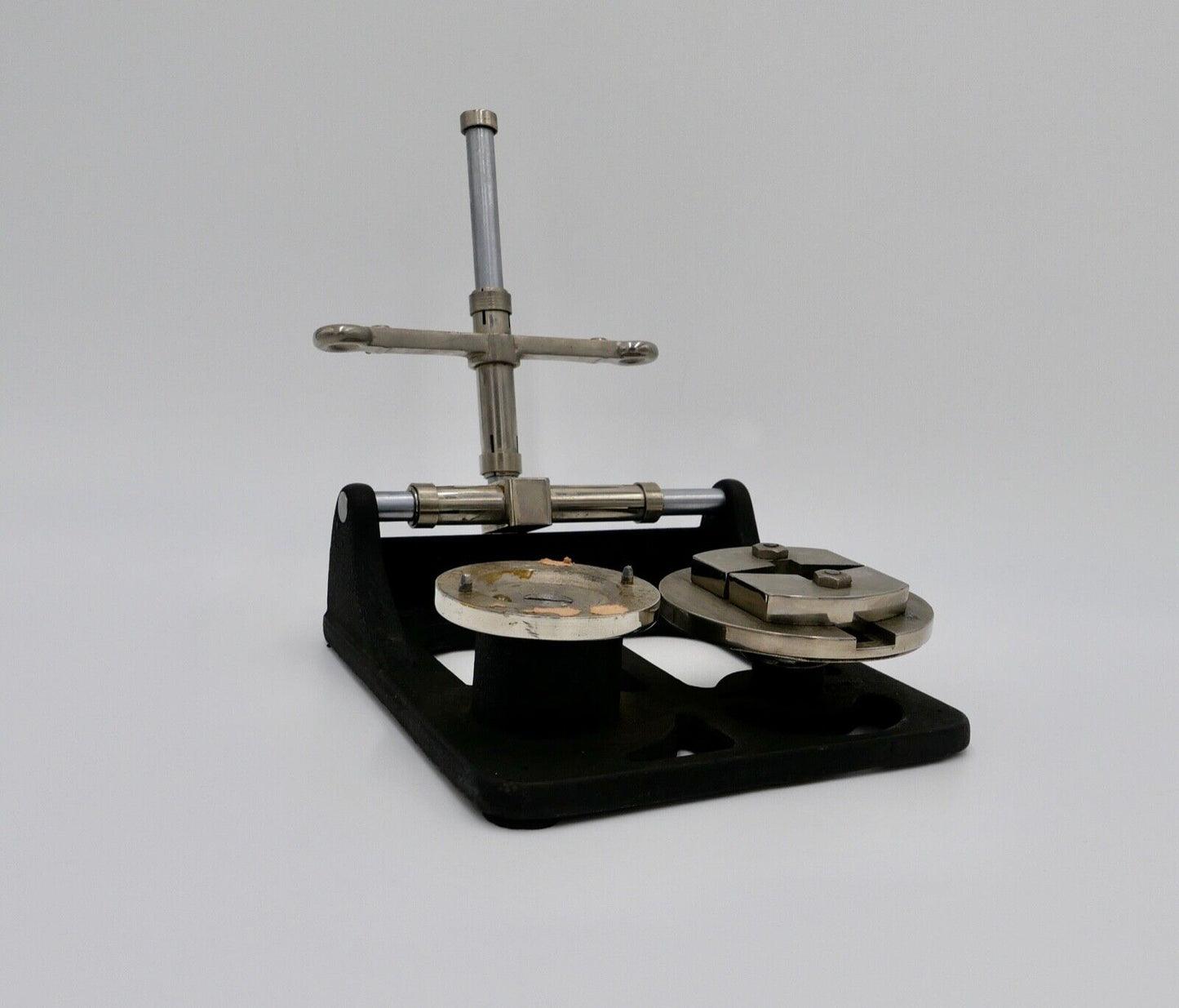 um 1920 SHUR-FIT JUNIOR ZELLULOID UHRENKRISTALL SCHNEID- UND ANPASSMASCHINE - Antikhandel-Stuttgart