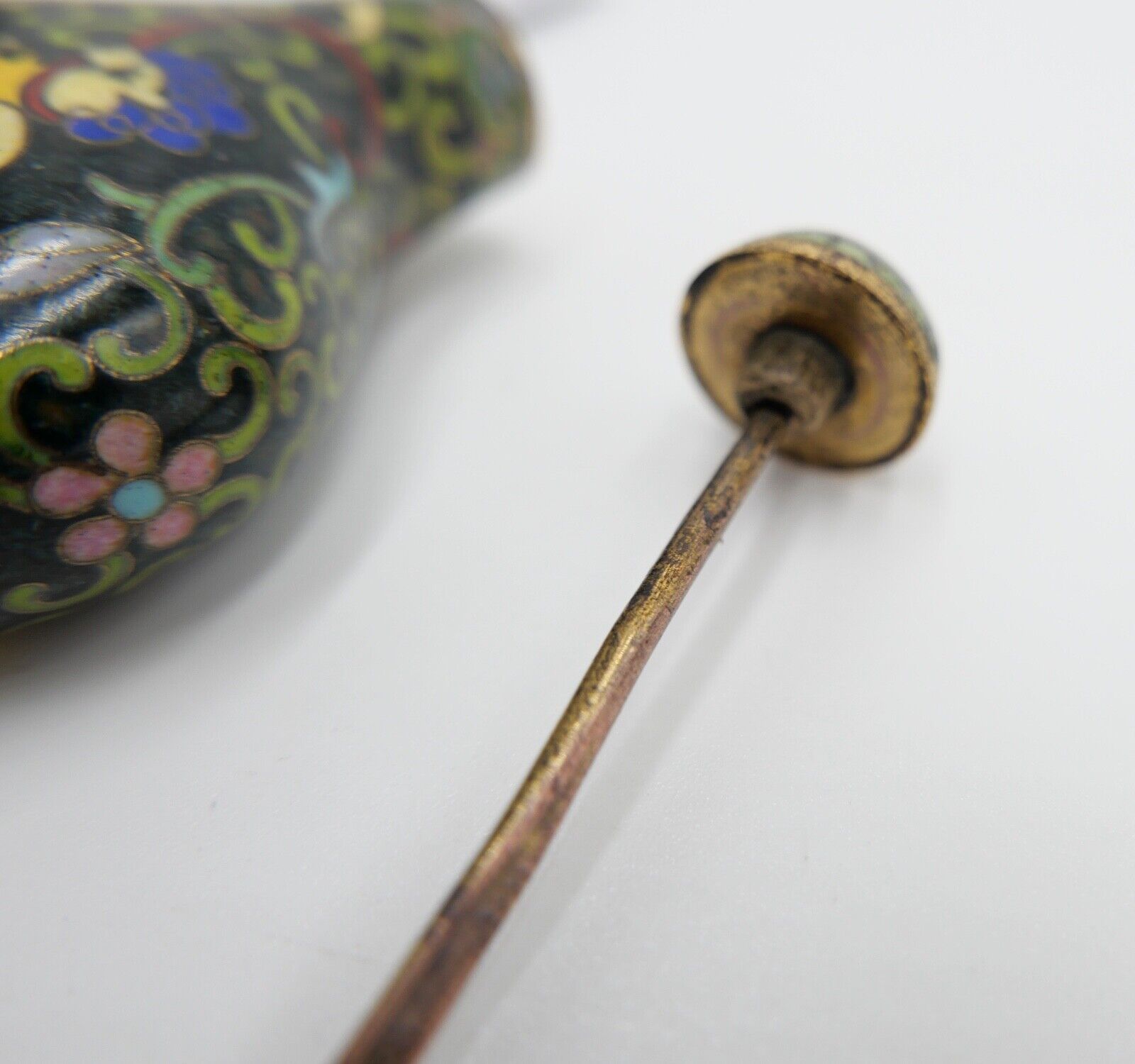 Alte Schnupftabakflasche Cloisonné Bronze CHINA Drachenmotive - Antikhandel-Stuttgart