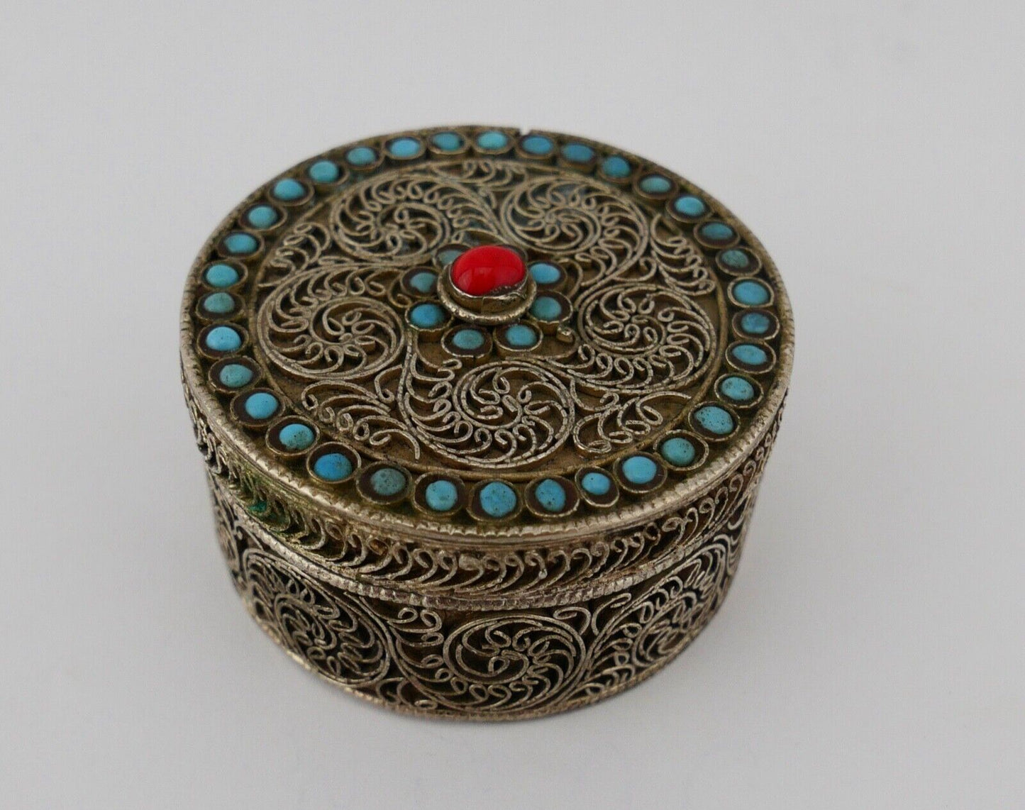 Antike Filigrane Pillendose Dose mit Türkis Ø 50mm Neusilber um 1900 - Antikhandel-Stuttgart