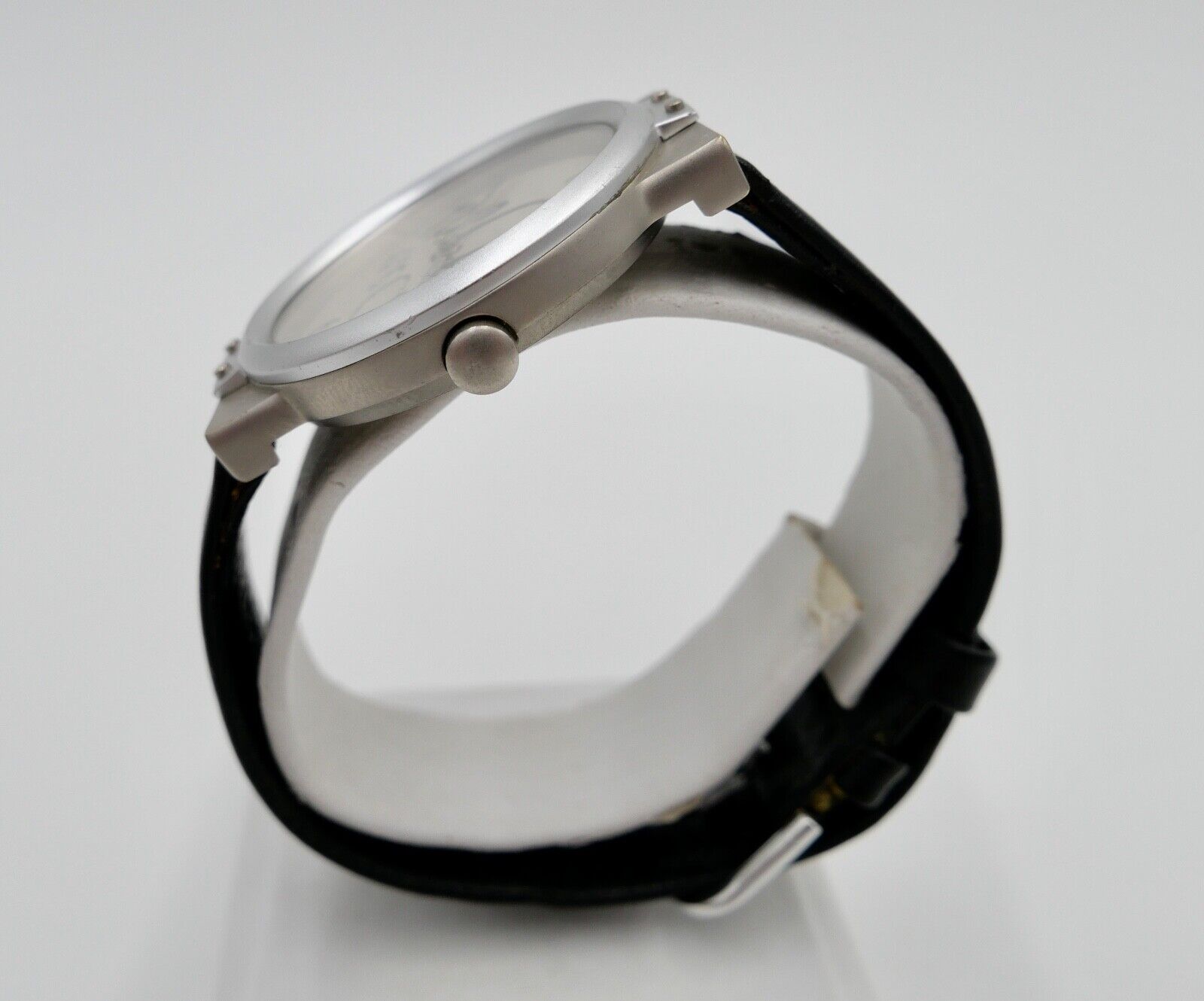 Armbanduhr Quartz " neCar " - Antikhandel-Stuttgart