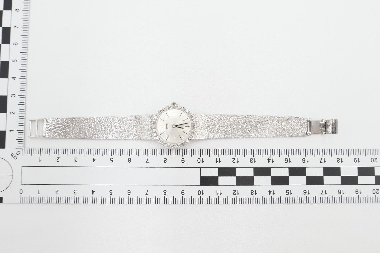 Elegante Predial Weißgold Damen Uhr mit Diamantbesatz 750/18K Lady watch Ø 24 mm - Antikhandel-Stuttgart