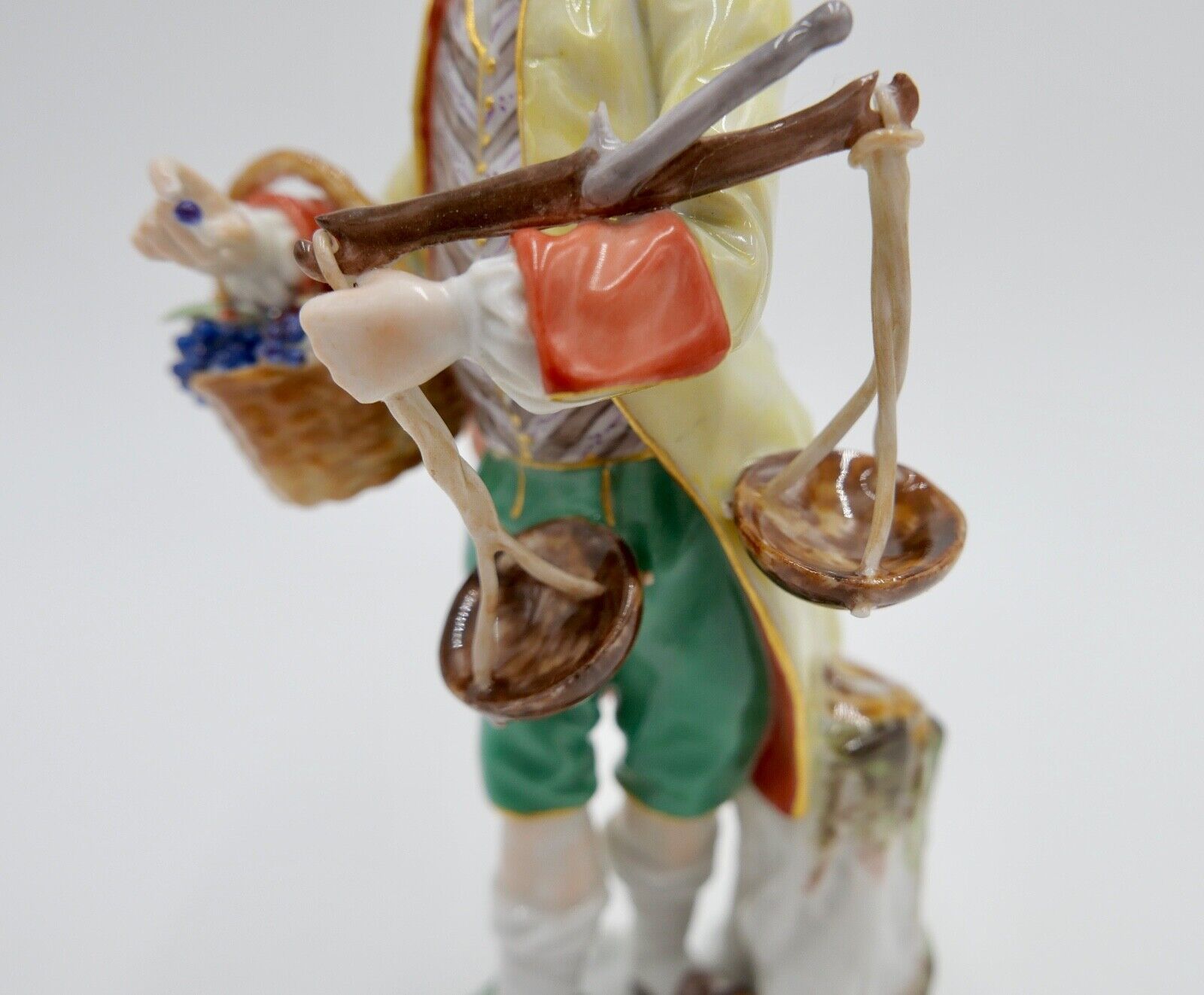 Meissen Figur 1. Wahl 14,5 cm Traubenhändler Pariser Ausrufer TOP 2173 60226 - Antikhandel-Stuttgart