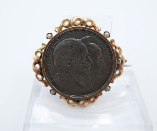 Brosche 2 Mark 1906 G Silbermünze Friedrich und Luise von Baden J.34 vergoldet - Antikhandel-Stuttgart